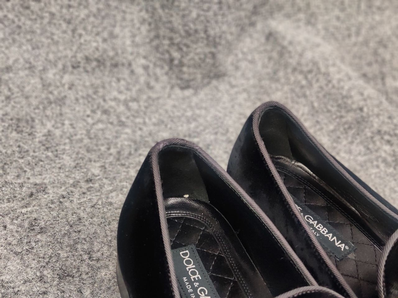 Dolce & Gabbana Dolce & Gabbana Velour Black Slip On loafers classic Shoes Size US 7 / EU 40 - 21 Thumbnail