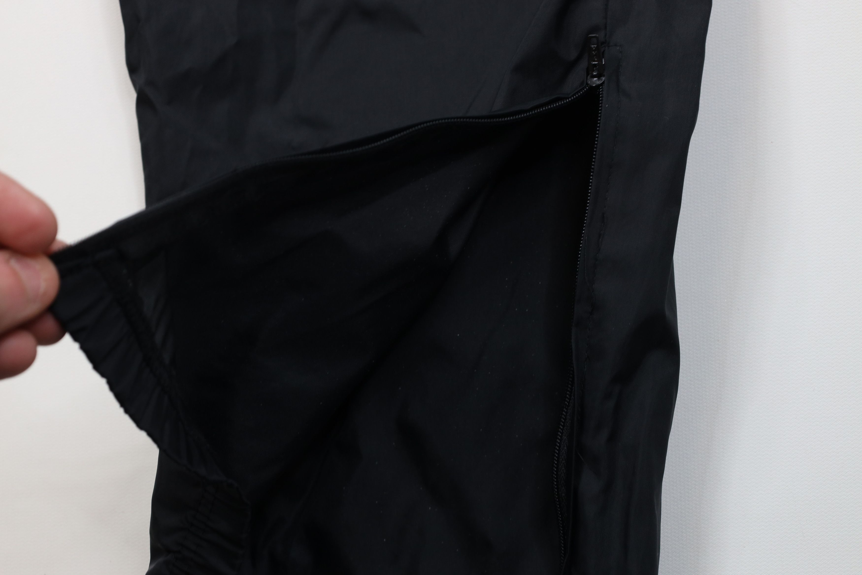 Vintage Vintage 90s USA Olympics Faded Windbreaker Pants Black Nylon Size US 36 / EU 52 - 7 Thumbnail