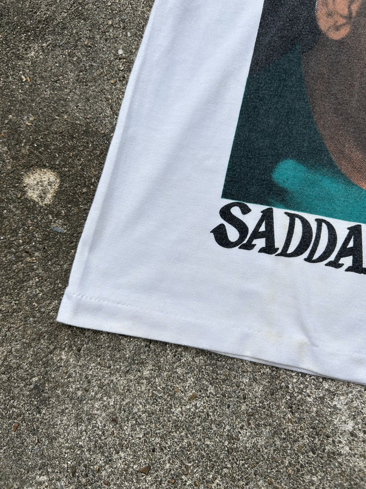 Vintage Vintage Saddam Hussein White T-shirt Size US XXS / EU 40 - 4 Thumbnail