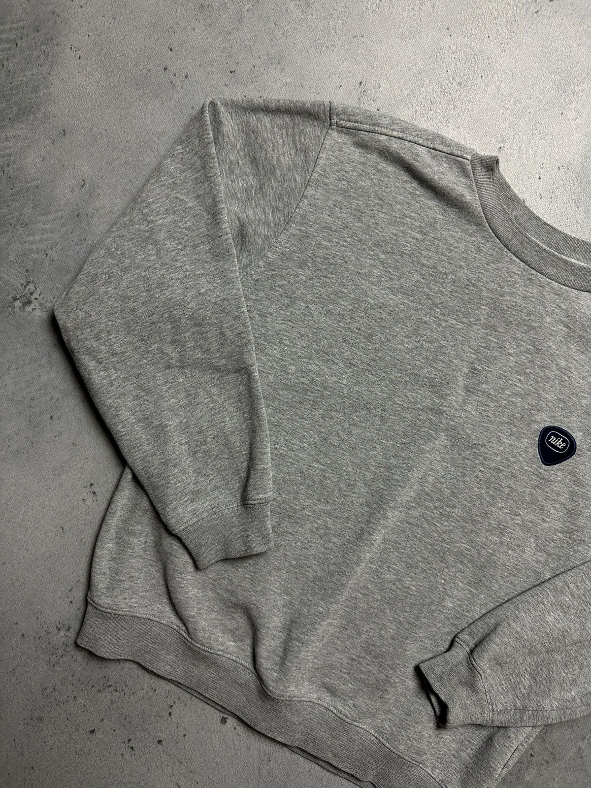 Nike Nike boxy fit vintage crew center swoosh logo spellout y2k Size S / US 4 / IT 40 - 2 Thumbnail