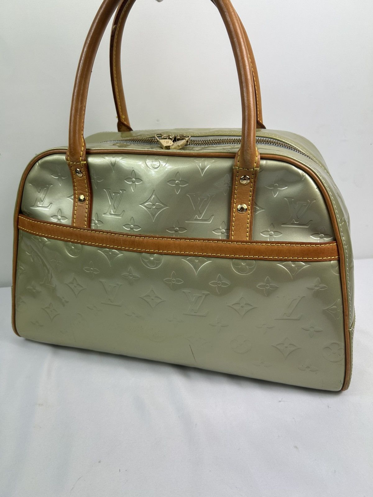 Louis Vuitton Louis Vuitton Mint Verni Hand Bag Size ONE SIZE - 9 Thumbnail