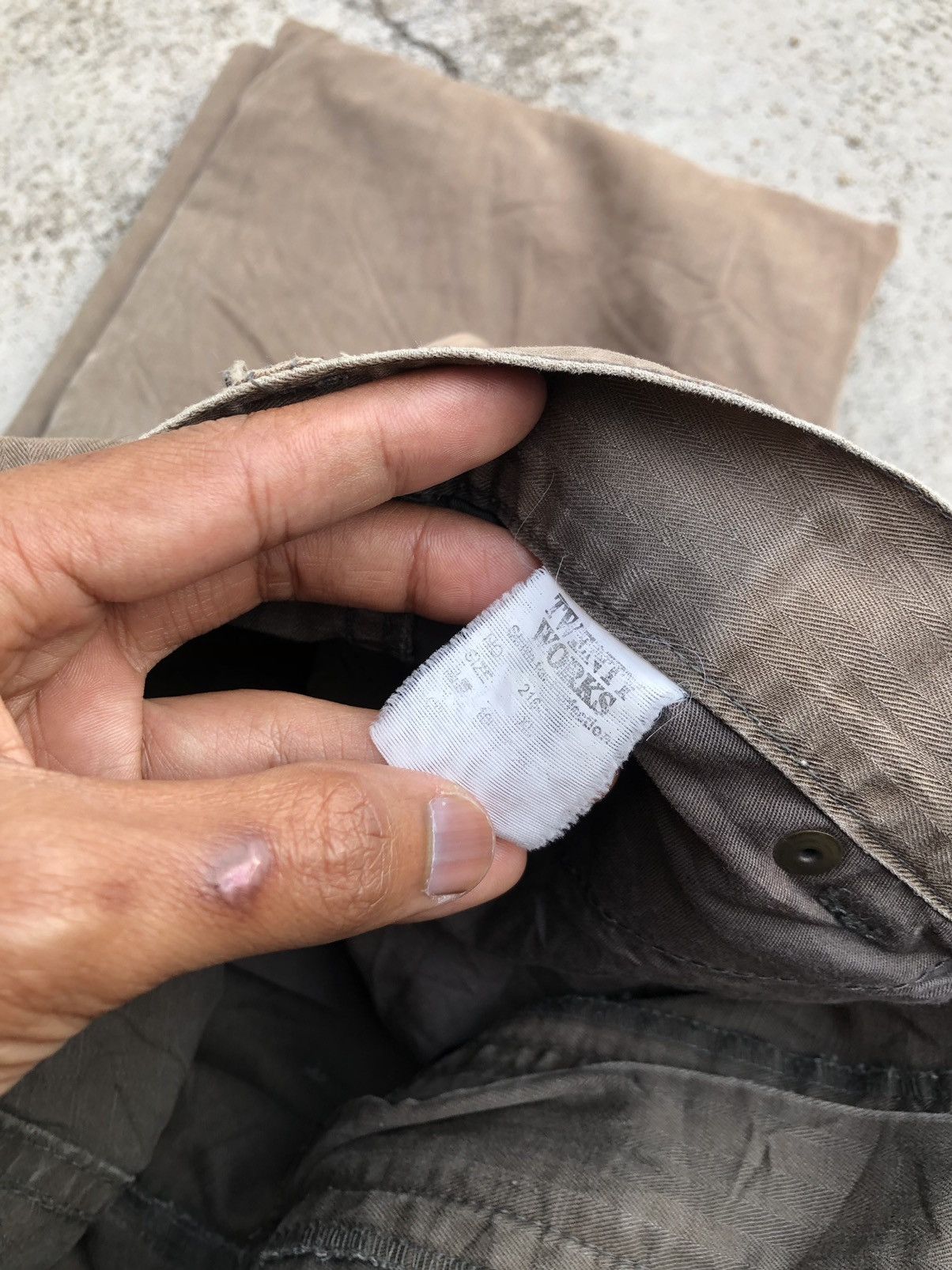 Japanese Brand SUN FADED BROWN CARGO PANT BY TWENTY WORKS Size US 34 / EU 50 - 4 Thumbnail