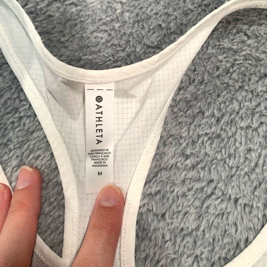 Athleta Athleta White Racerback Top Womens M T-Shirt Racerback White Shirt Size M / US 6-8 / IT 42-44 - 4 Thumbnail