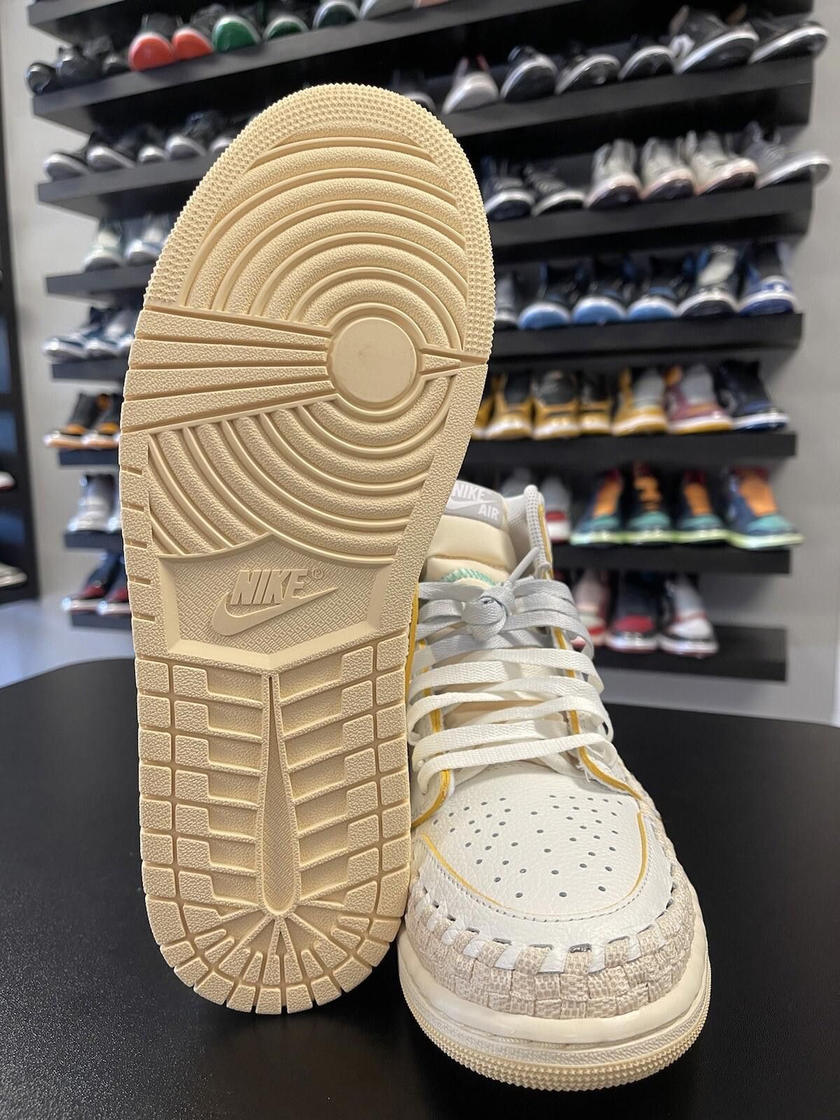 Jordan Brand Size 10 - Union LA x Bephie's Beauty Supply x Air Jordan 1 Size US 10 / EU 43 - 9 Thumbnail
