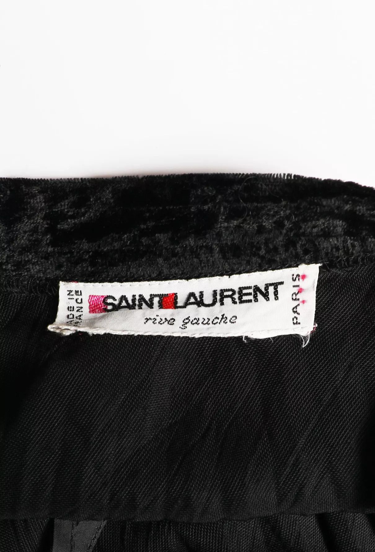 Saint Laurent Paris o1s1wg111024 Pleated Midi Skirt in Crushed Velvet in Black Size 27" / US 4 / IT 40 - 8 Thumbnail