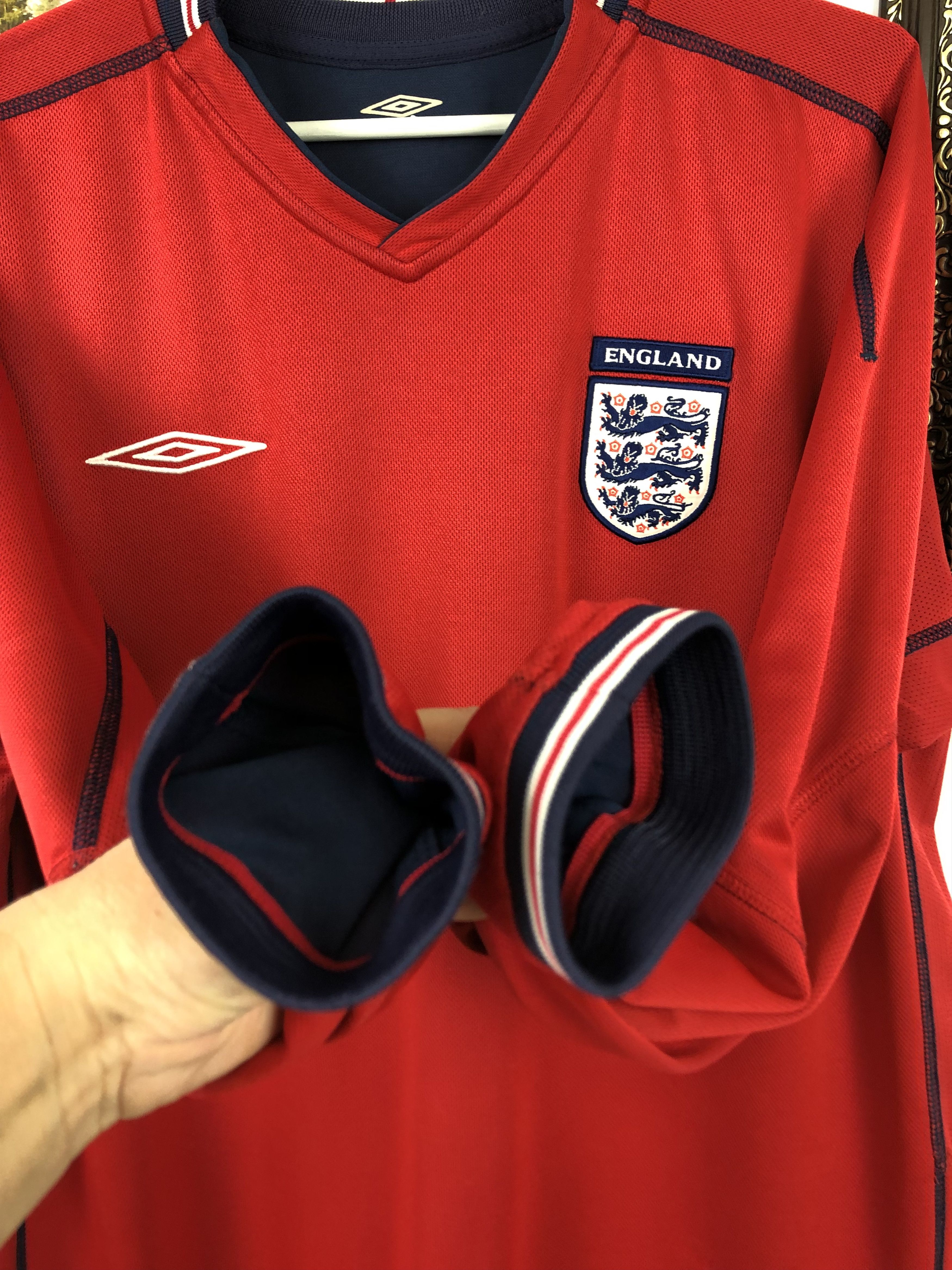 Umbro × Vintage England football shirt 2002 Reversible Long Sleeve Jersey Size US L / EU 52-54 / 3 - 9 Thumbnail