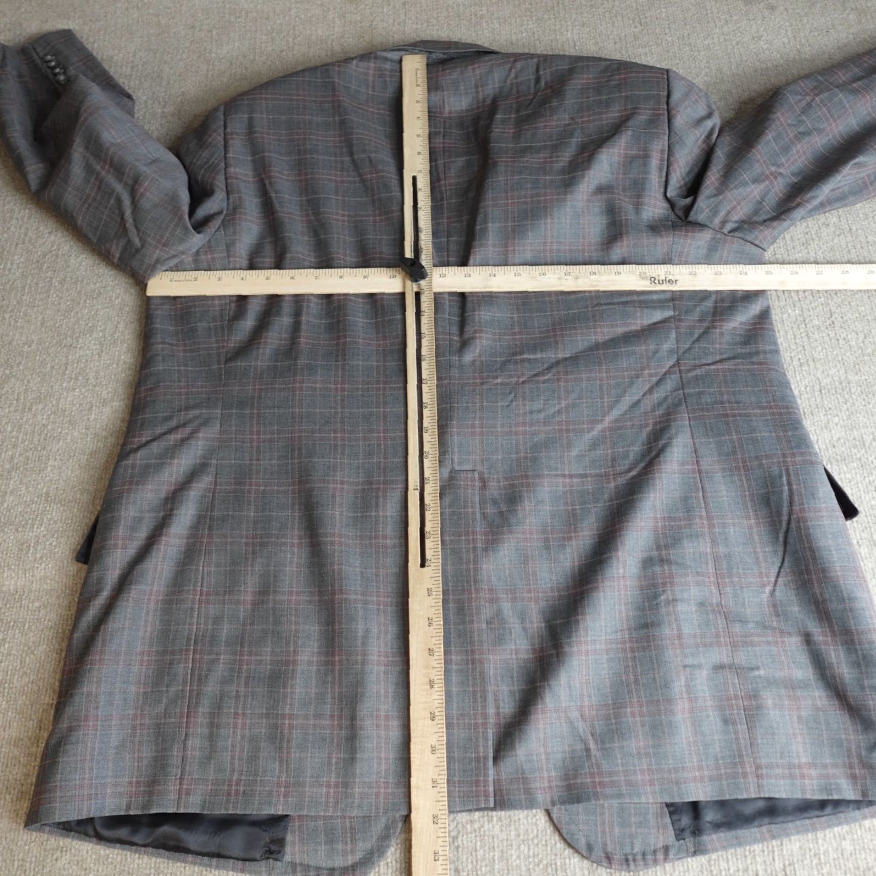 Southwick Southwick Mens Blazer 48R Gray Plaid Wool USA Notch Lapel Single-Breasted 2-Button Slim Regular Jacket Front Flat Front Size 48R - 3 Thumbnail