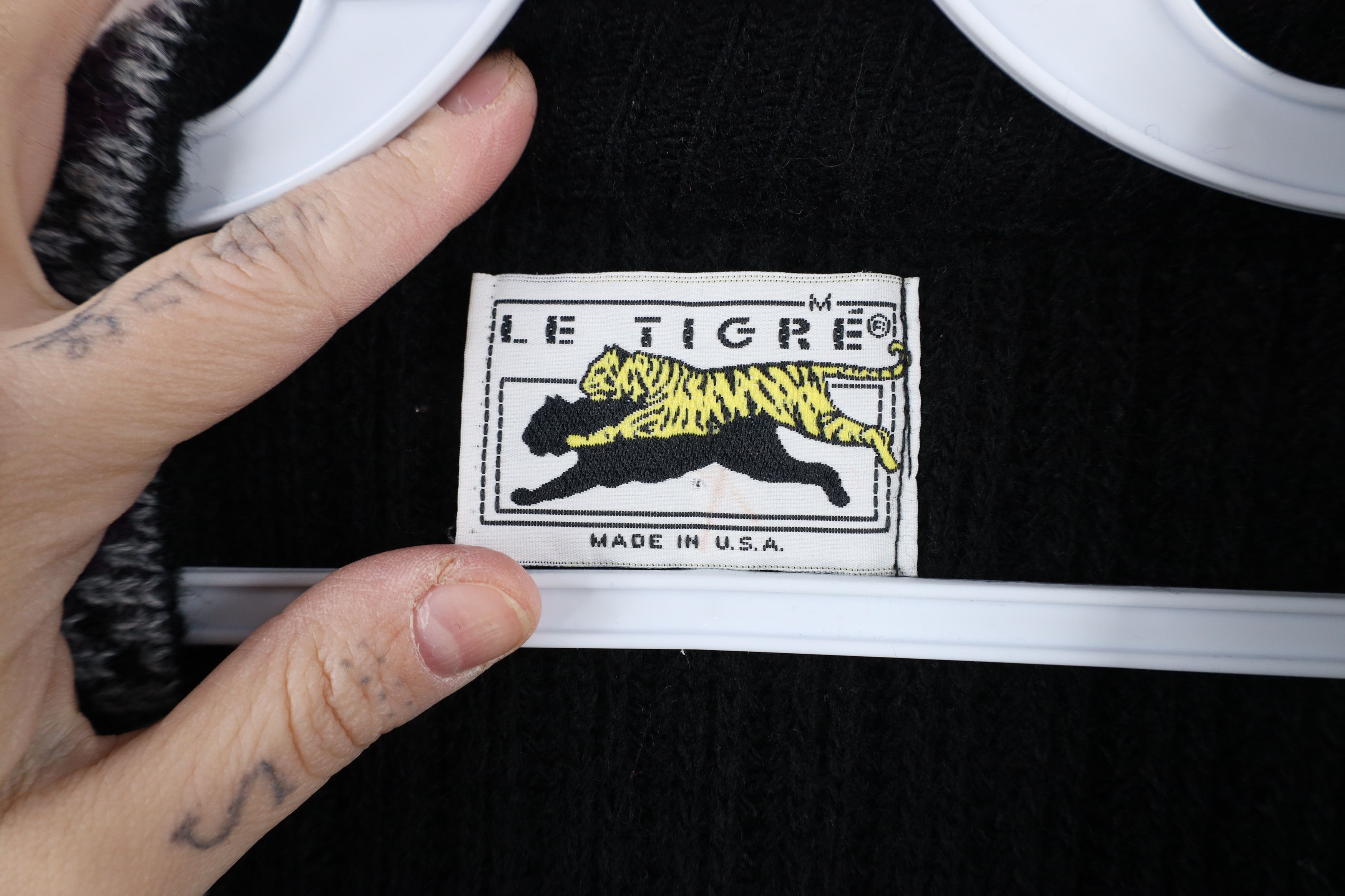 Vintage Vintage 80s 90s Dapper Ribbed Knit V-Neck Sweater USA Size US M / EU 48-50 / 2 - 4 Thumbnail
