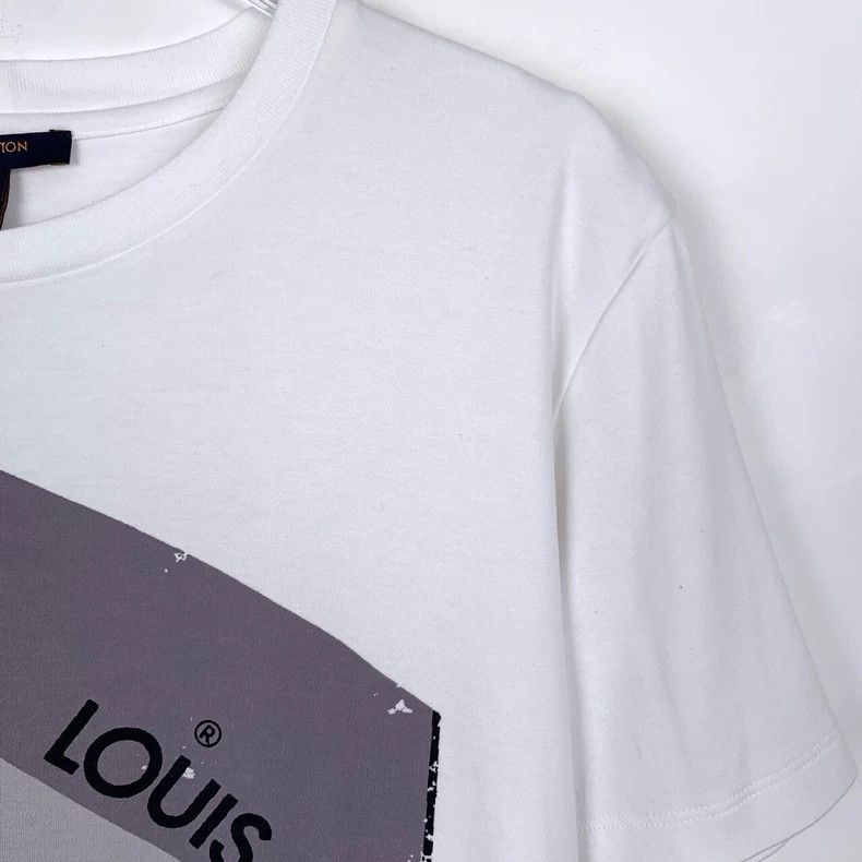Louis Vuitton Louis Vuitton Logo monogram printed crewneck white cotton Size XS / US 0-2 / IT 36-38 - 3 Thumbnail
