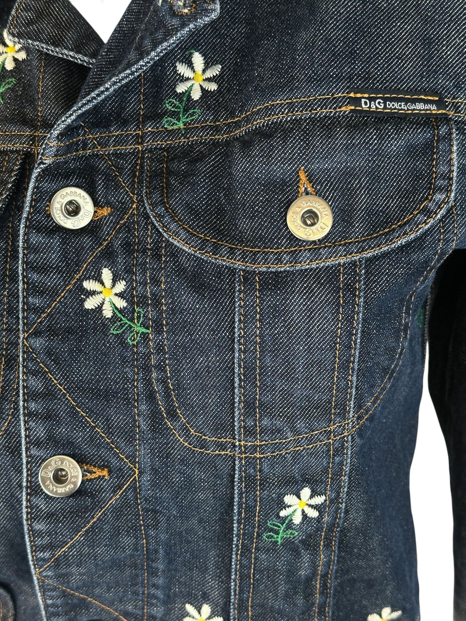 Dolce & Gabbana Dolce & Gabbana Floral Embroidered Denim Jacket Size US S / EU 44-46 / 1 - 4 Thumbnail