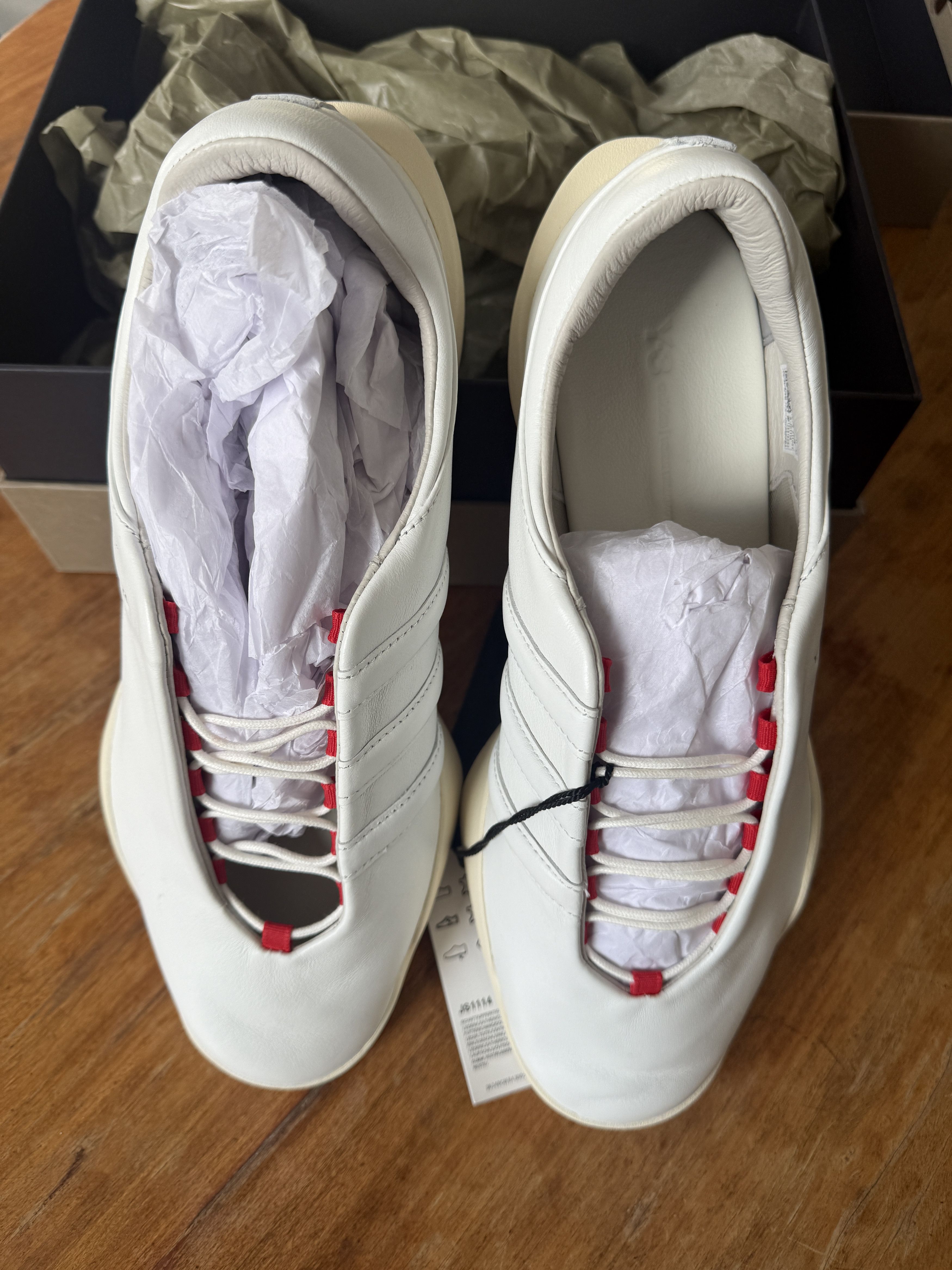 Y-3 Y-3 REGU MARY JANE 'WHITE SCARLET' Size US 10 / EU 43 - 2 Thumbnail