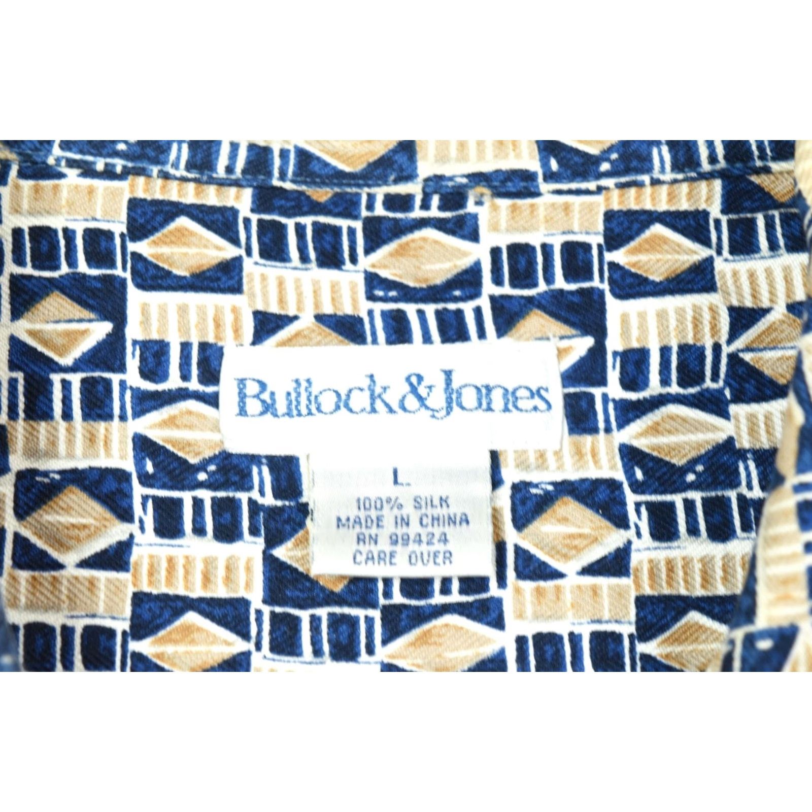 Vintage VINTAGE Bullock & Jones Hawaiian Shirt Mens Large Blue Beige Geometric Silk Loop Shirt Boy? Size US L / EU 52-54 / 3 - 6 Thumbnail