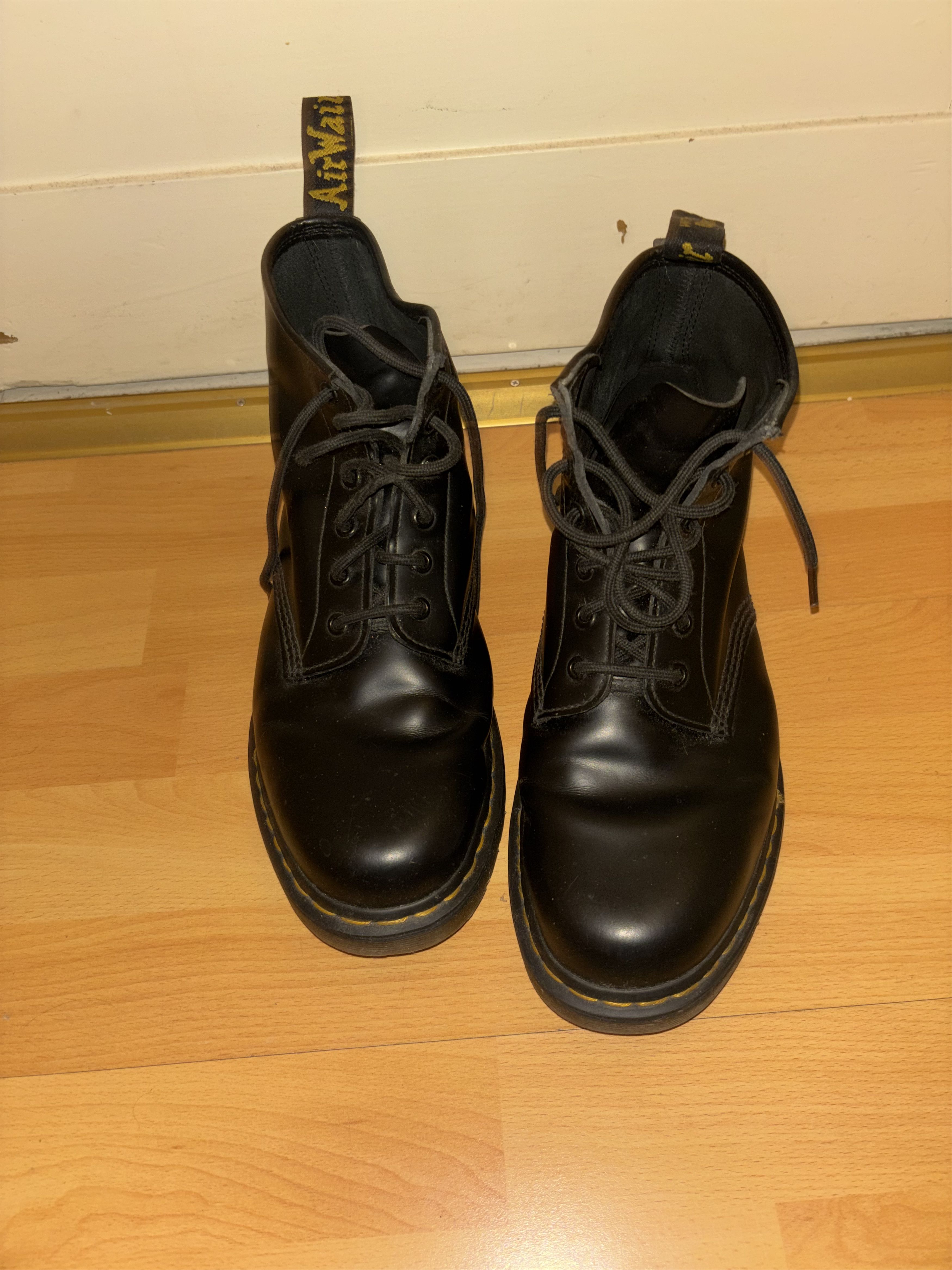 Dr. Martens 1460 Size US 10 / EU 43 - 1 Thumbnail