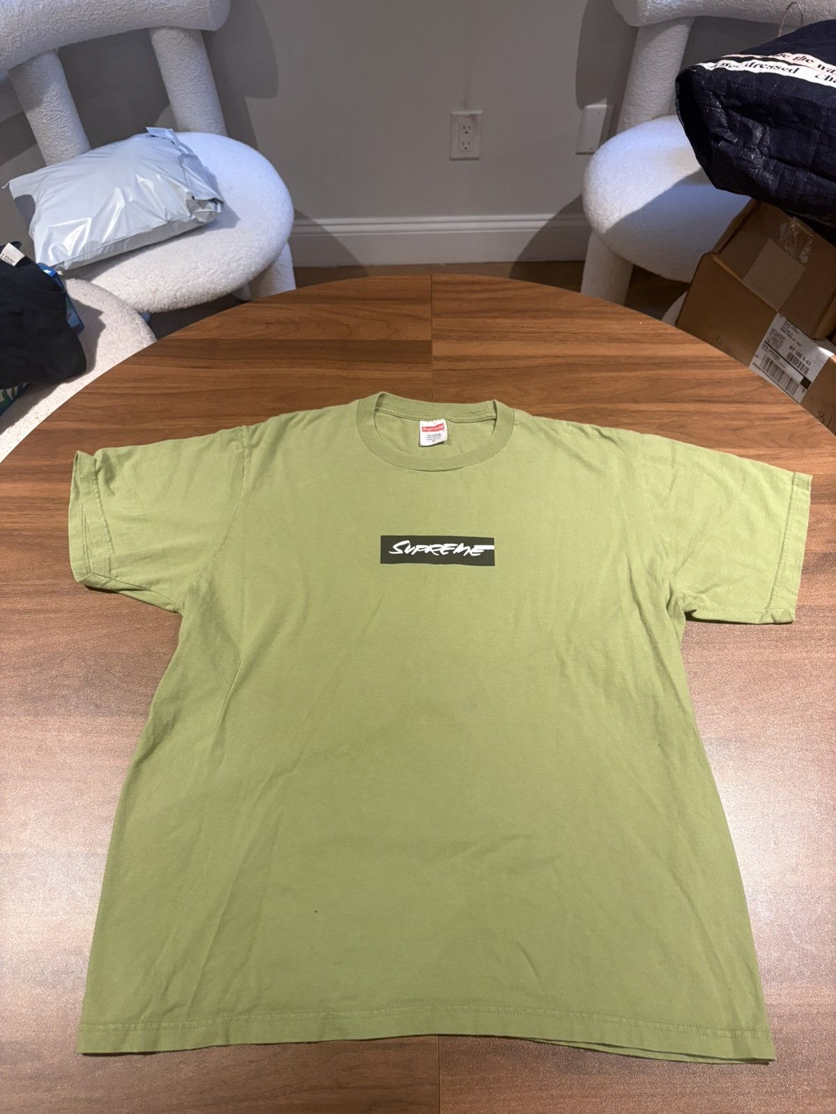 Futura × Supreme Supreme futura box logo size medium Size US M / EU 48-50 / 2 - 5 Thumbnail