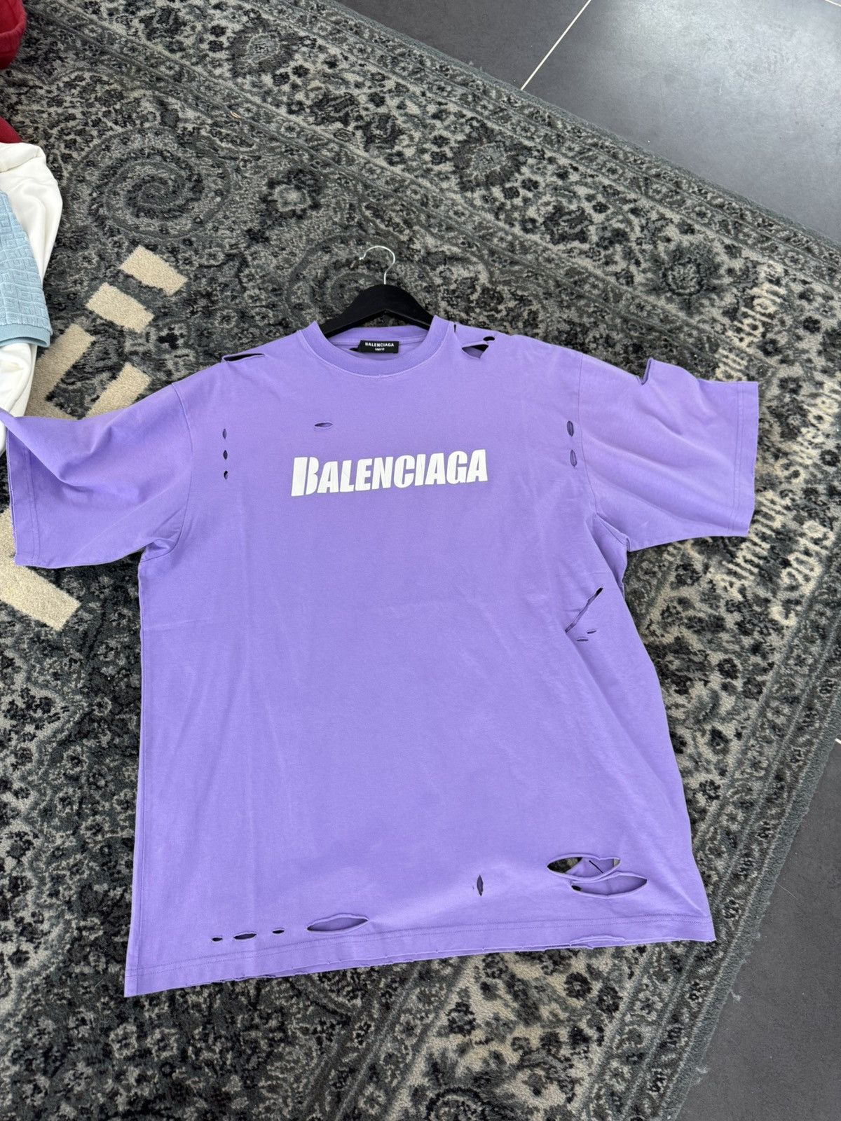 Balenciaga Belenciaga distressed tee Size US XXL / EU 58 / 5 - 1 Thumbnail