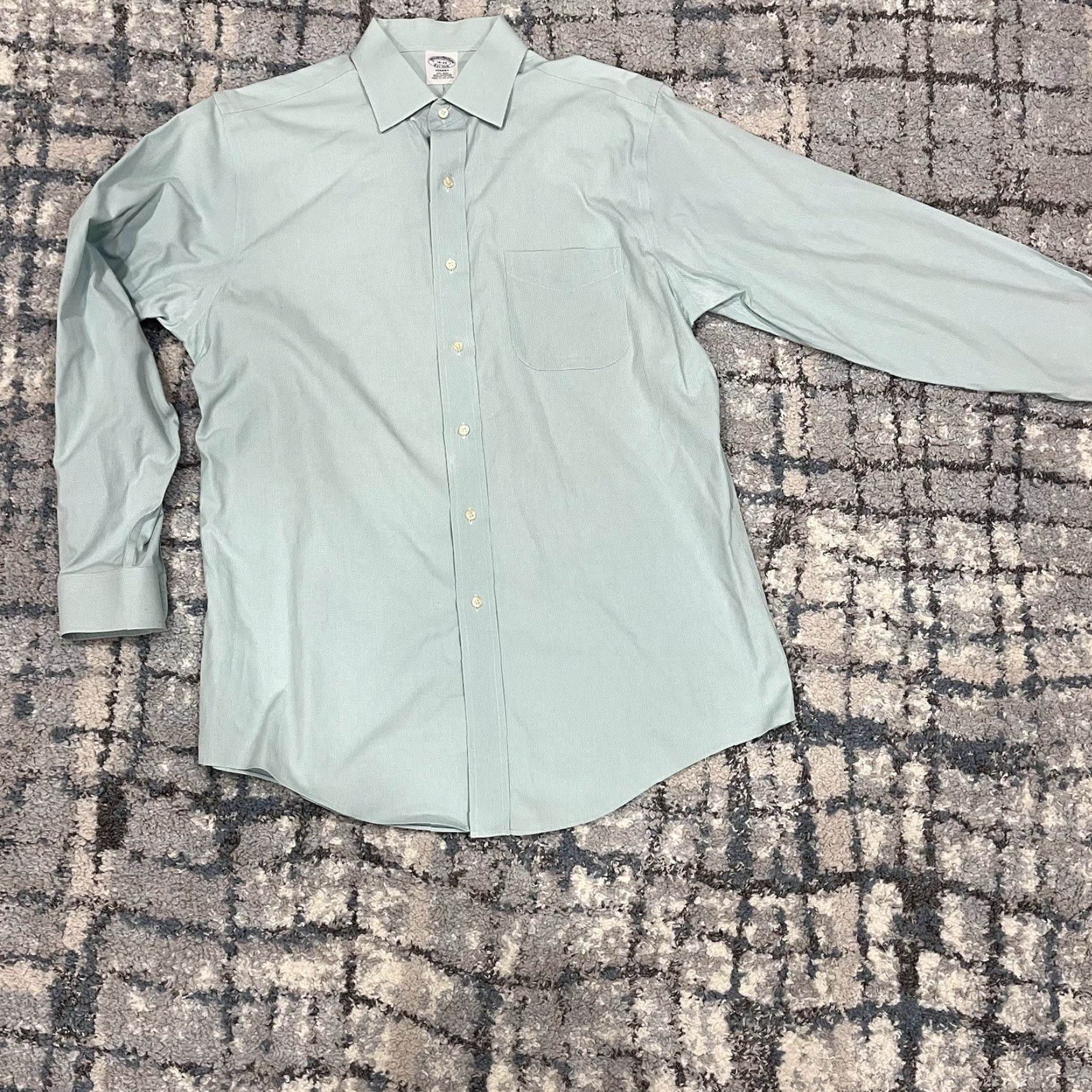 Brooks Brothers Brooks Brothers Dress Shirt Mens 16 33 Non Iron Supima Cotton Polka Dot Blue Barrel Cuff Long Sleeve Collared Point Regular Size 42R - 7 Thumbnail