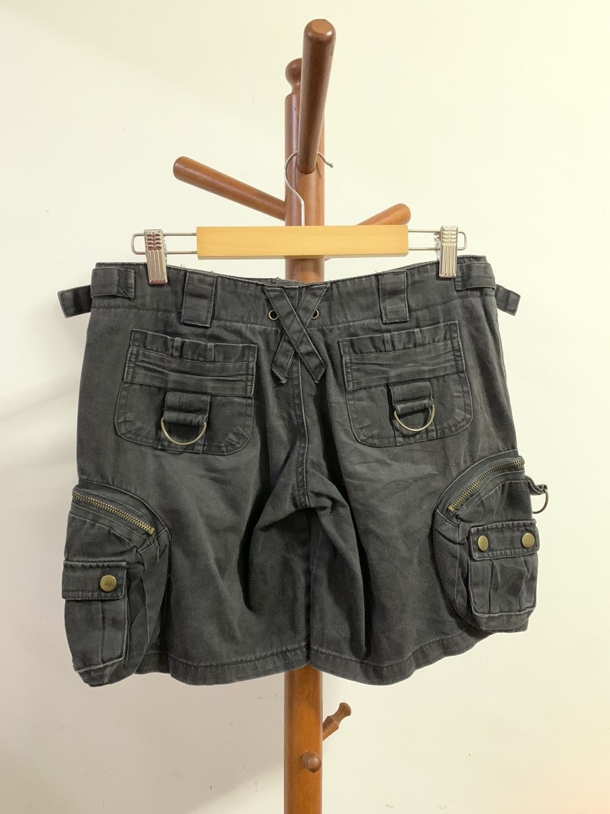 Japanese Brand CECIL MC BEE Multi Pocket Shorts Size 29" - 2 Thumbnail
