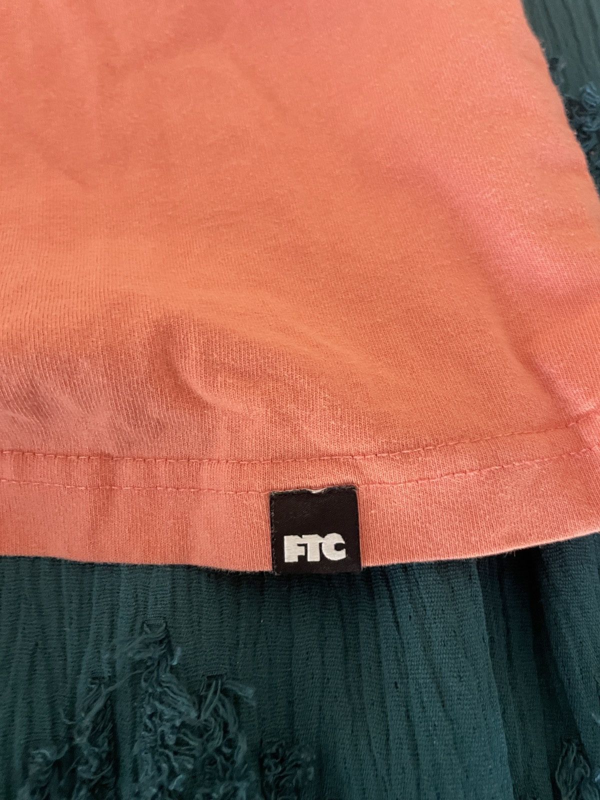 FTC FTC Logo Crewneck tee Size US XL / EU 56 / 4 - 2 Thumbnail