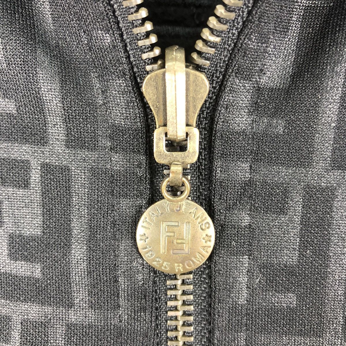 Fendi Vintage 90's Fendi Zucca Monogram Reversible Jacket Size US XL / EU 56 / 4 - 19 Thumbnail