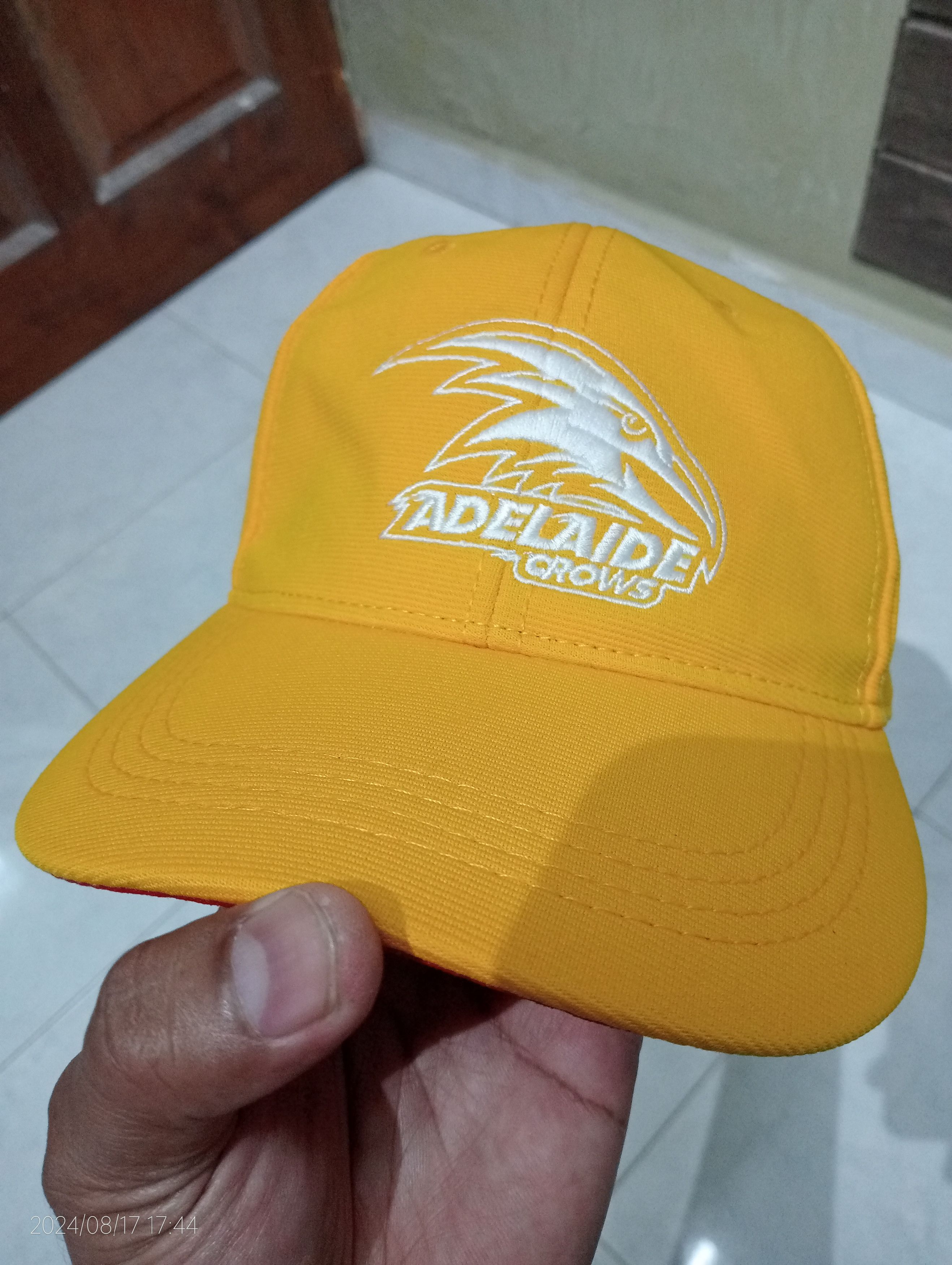 Sports Specialties Adelaide Crows Embroidery Yellow Velcro Hat Size ONE SIZE - 1 Thumbnail