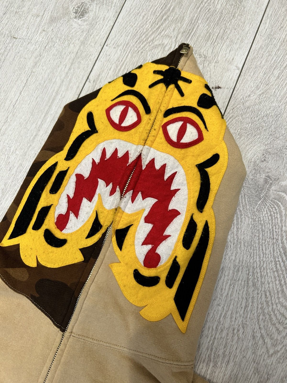 Bape Bape Camo Tiger Full Zip Hoodie Size US M / EU 48-50 / 2 - 4 Thumbnail