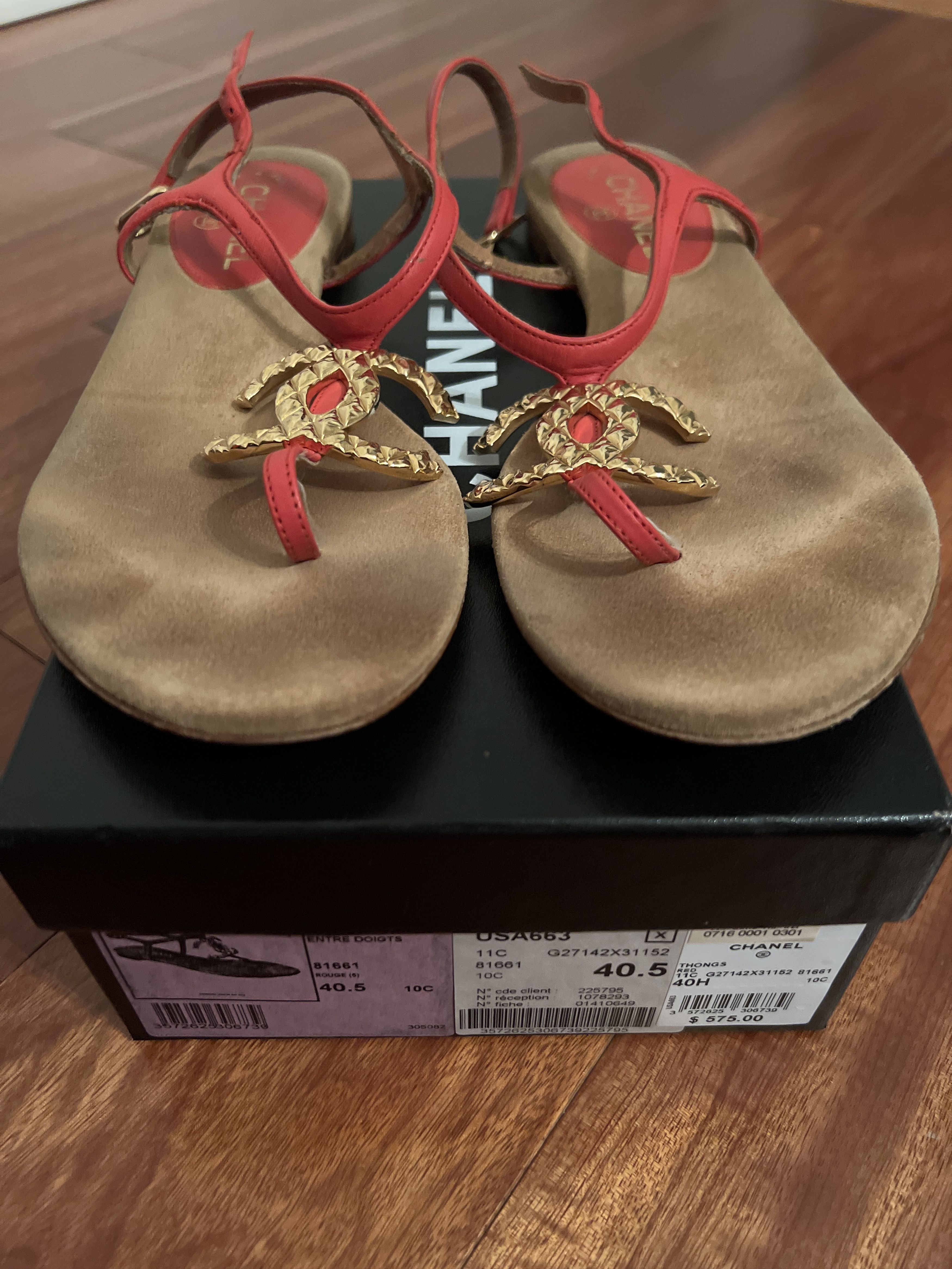 Chanel Thong logo sandal Size US 10.5 / IT 40.5 - 2 Thumbnail