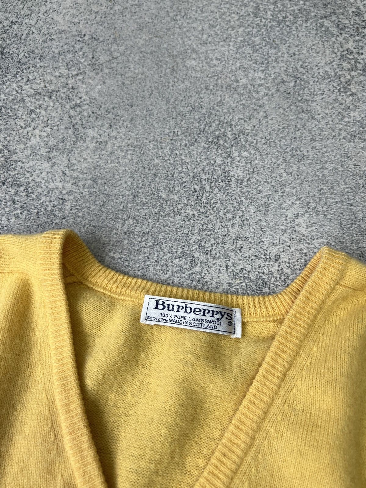 Burberry × Vintage Burberrys Vintage Wool Cashmere Cardigan Size US XL / EU 56 / 4 - 7 Thumbnail