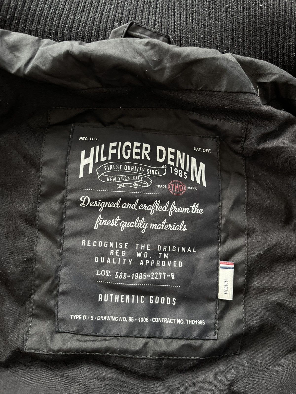 Tommy Hilfiger Vintage Tommy Hilfiger AvantGarde Black Vest Multi Pocket Size M / US 6-8 / IT 42-44 - 17 Thumbnail