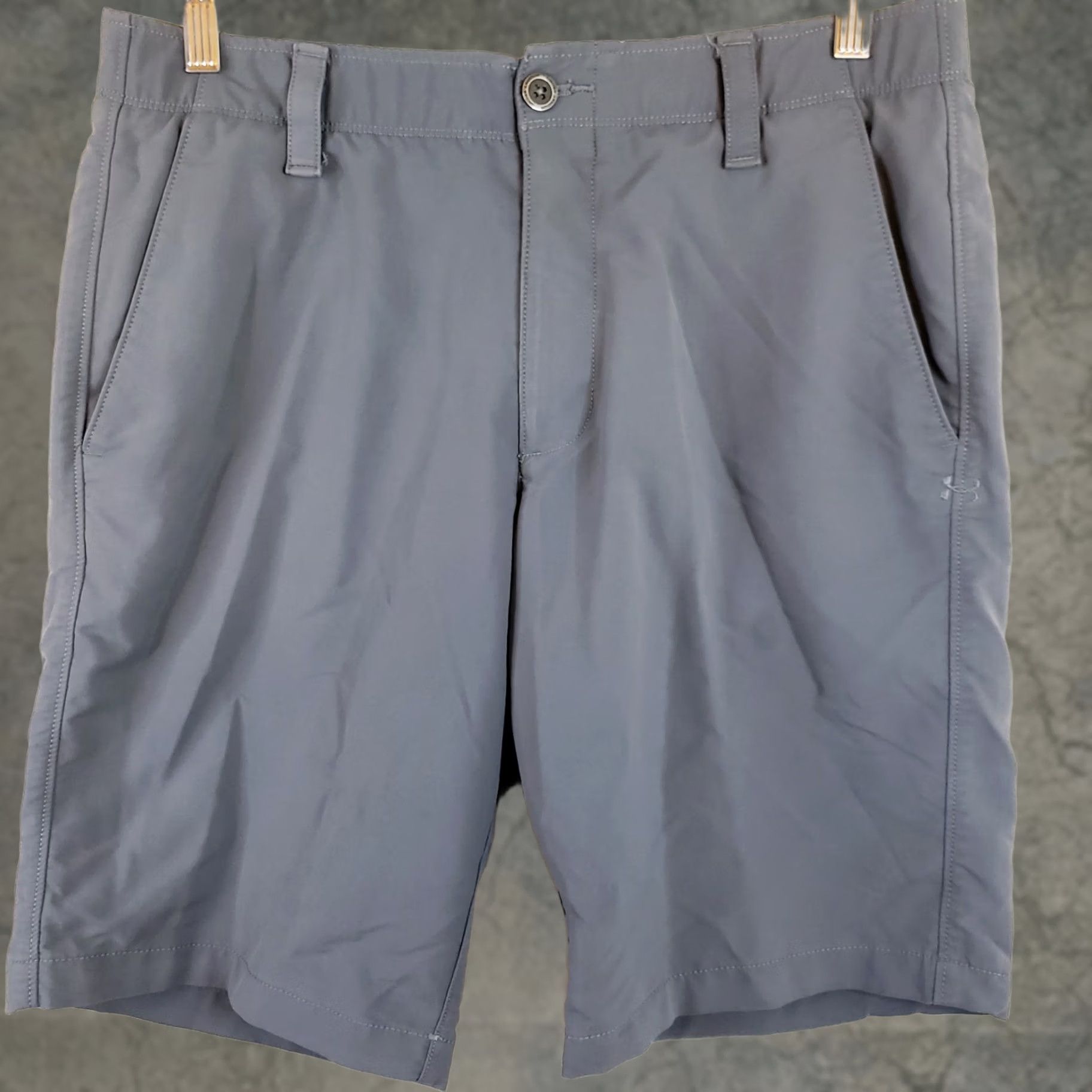 Under Armour Under Armour Shorts Mens 34 Gray Golf Performance Stretch Flat Front Quick Dry Size US 34 / EU 50 - 1 Thumbnail