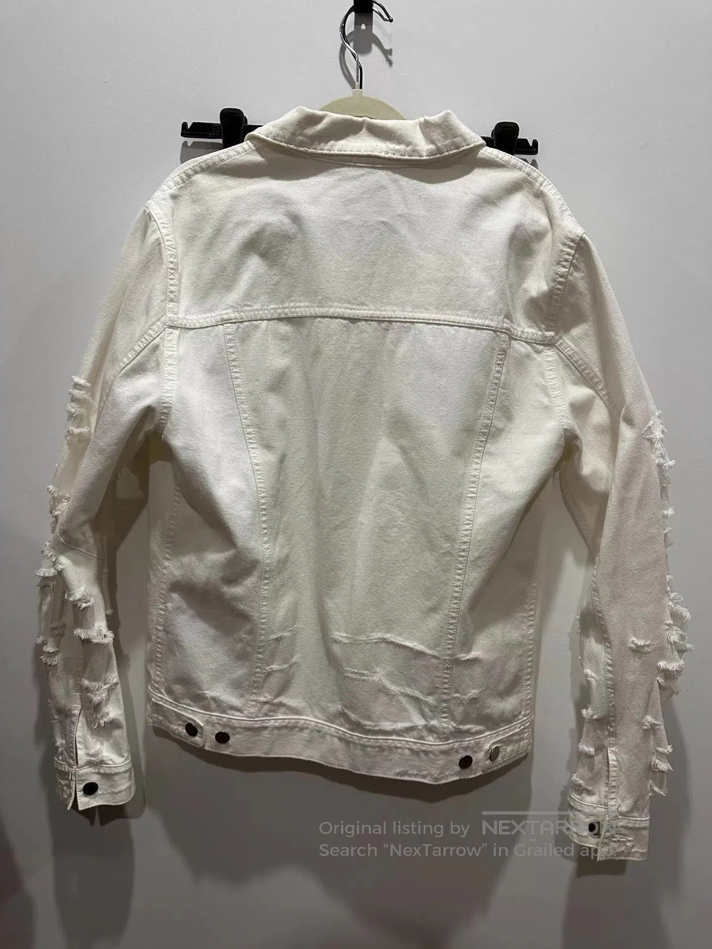 Balmain White Frayed Sleeve Denim Jacket with Zip Pockets. Size US L / EU 52-54 / 3 - 2 Thumbnail