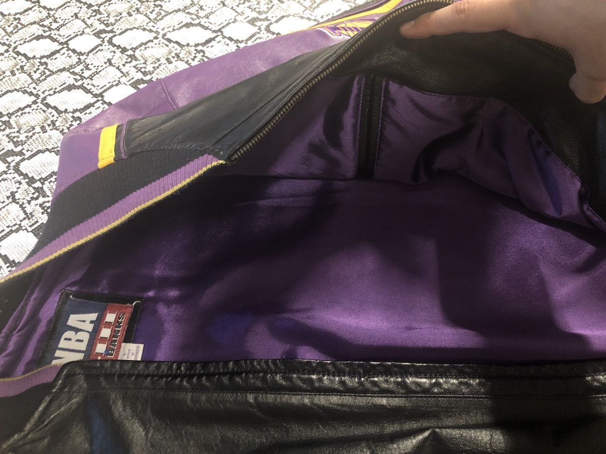 G-III vintage Los Angeles Lakers "three-peat" leather jacket Size US L / EU 52-54 / 3 - 5 Thumbnail