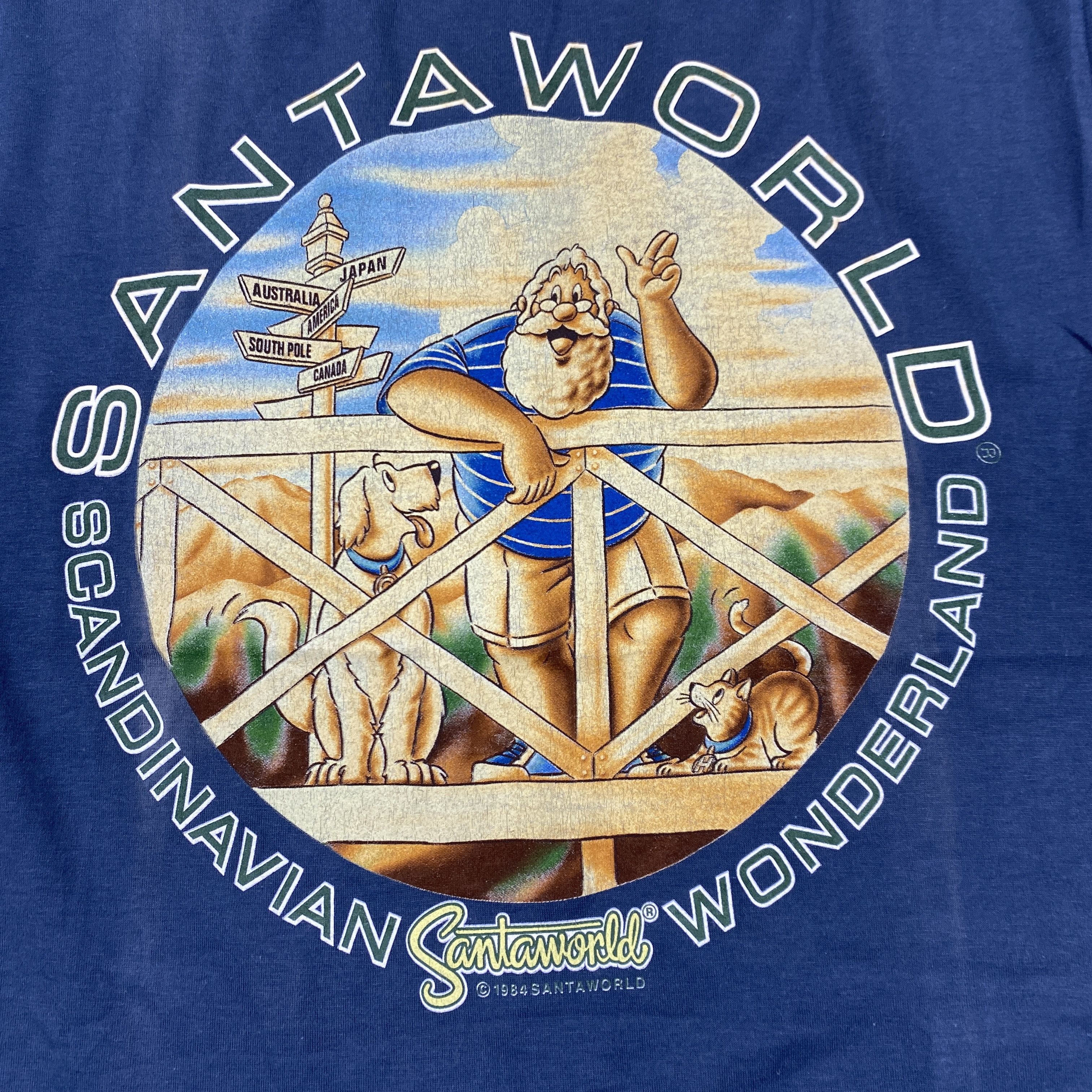 Japanese Brand Vintage Santa World Large T Shirt -B067 Size US L / EU 52-54 / 3 - 7 Thumbnail