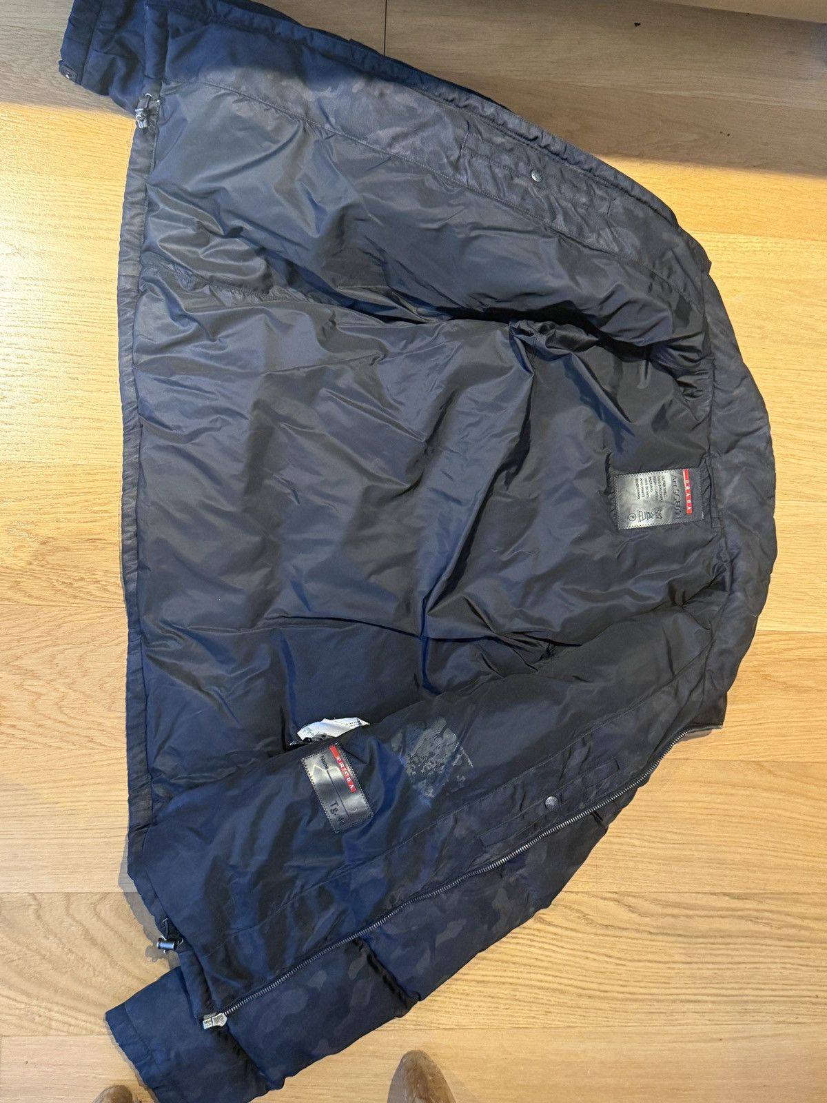 Prada Prada Camo Camouflage Puffer Down Jacket 46 Size US S / EU 44-46 / 1 - 12 Thumbnail