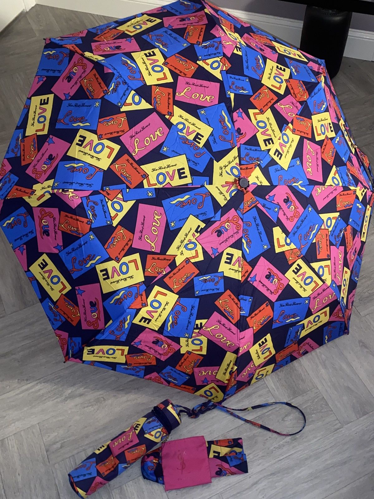 Yves Saint Laurent YSL VINTAGE umbrella YVES SAINT LAURENT showers of love Size ONE SIZE - 6 Thumbnail