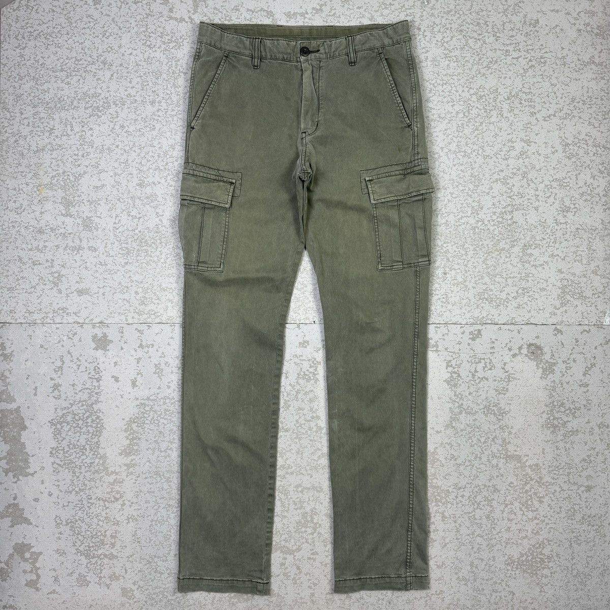 Japanese Brand × Uniqlo Uniqlo Slim Straight Cargo Pant Size US 32 / EU 48 - 1 Thumbnail