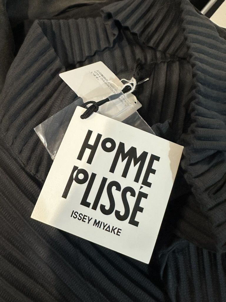 Homme Plisse Issey Miyake × Issey Miyake issey miyake homme plisse Size US L / EU 52-54 / 3 - 5 Thumbnail