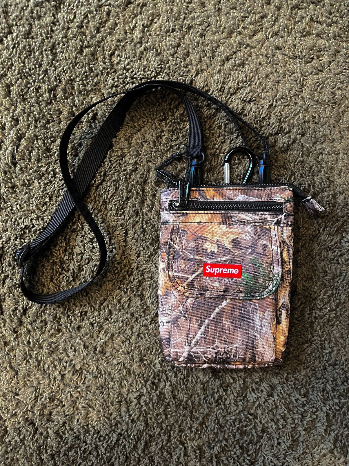 Supreme Supreme Real Tree Camo Shoulder Bag | Grailed