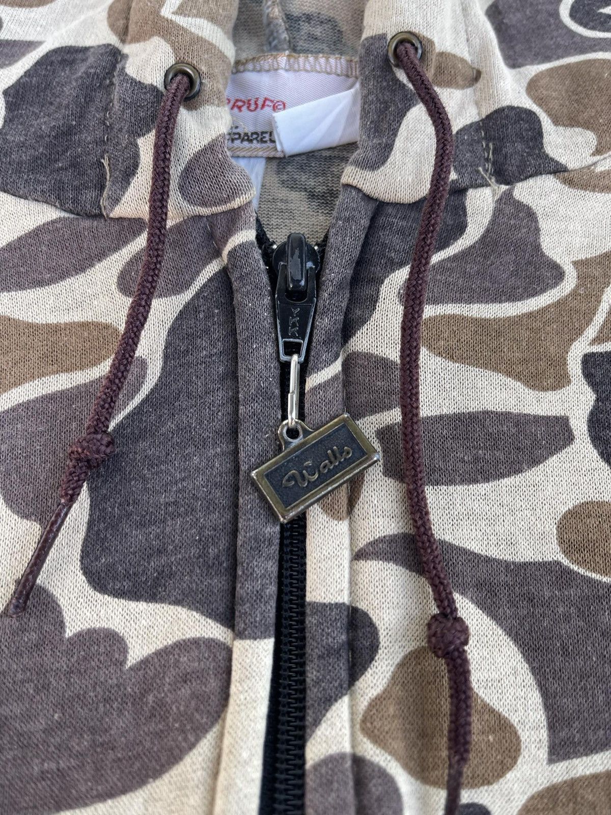 Vintage Vintage Camo bomber jacket Size US XL / EU 56 / 4 - 5 Thumbnail