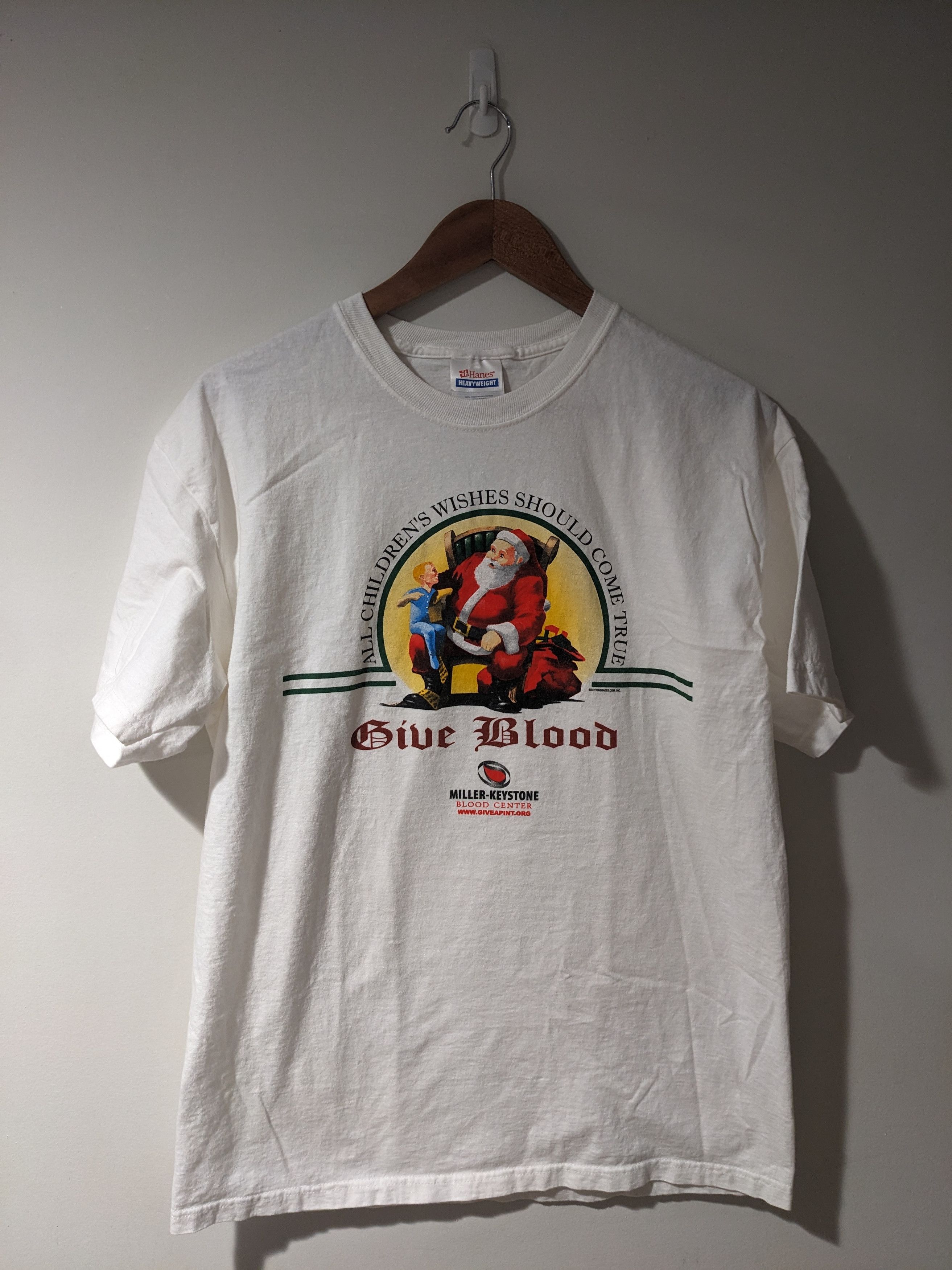 Hanes × Vintage Vintage Y2K American Red Cross Give Blood Santa T-Shirt Size US L / EU 52-54 / 3 - 1 Thumbnail