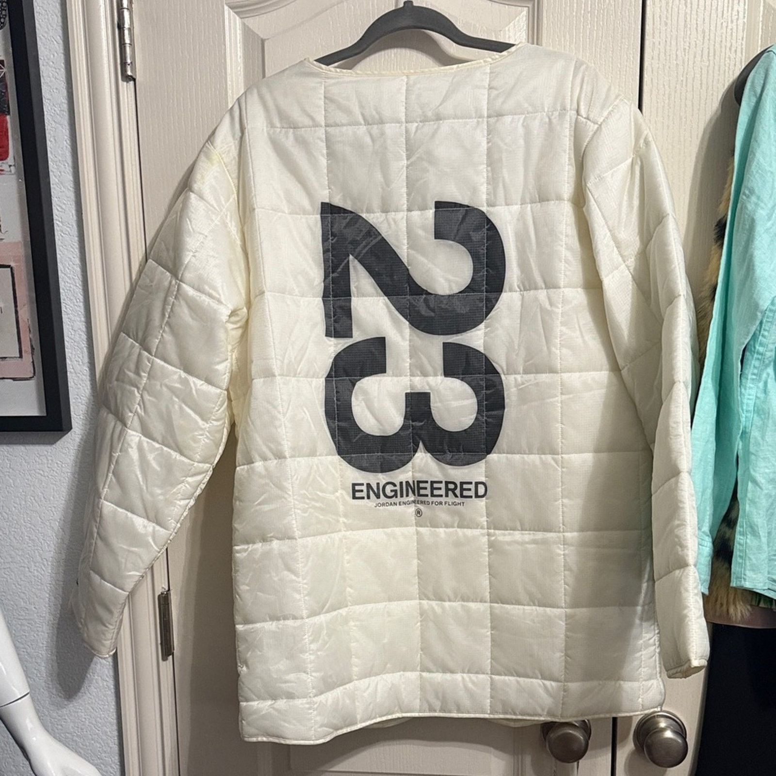 Jordan Brand Nike Jordan 23 Engineered White Puffer Jacket Parka Liner Size US XL / EU 56 / 4 - 3 Thumbnail