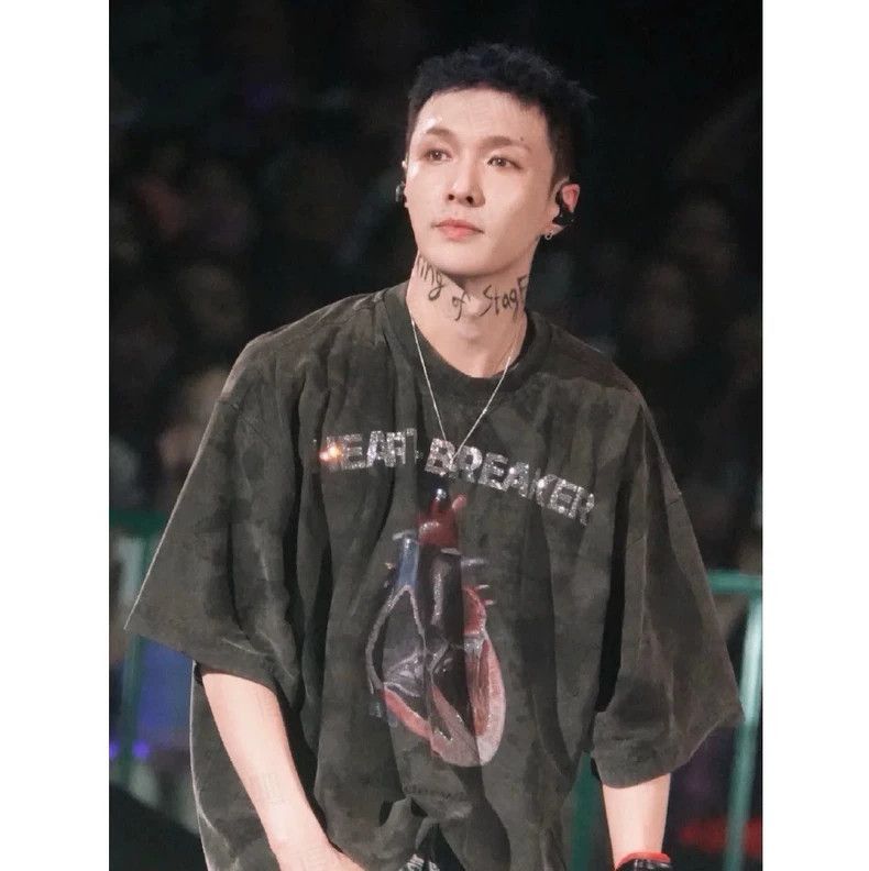 Alexander Wang Alexander Wang Heartbreaker Print T-shirt- Size M / US 6-8 / IT 42-44 - 8 Thumbnail