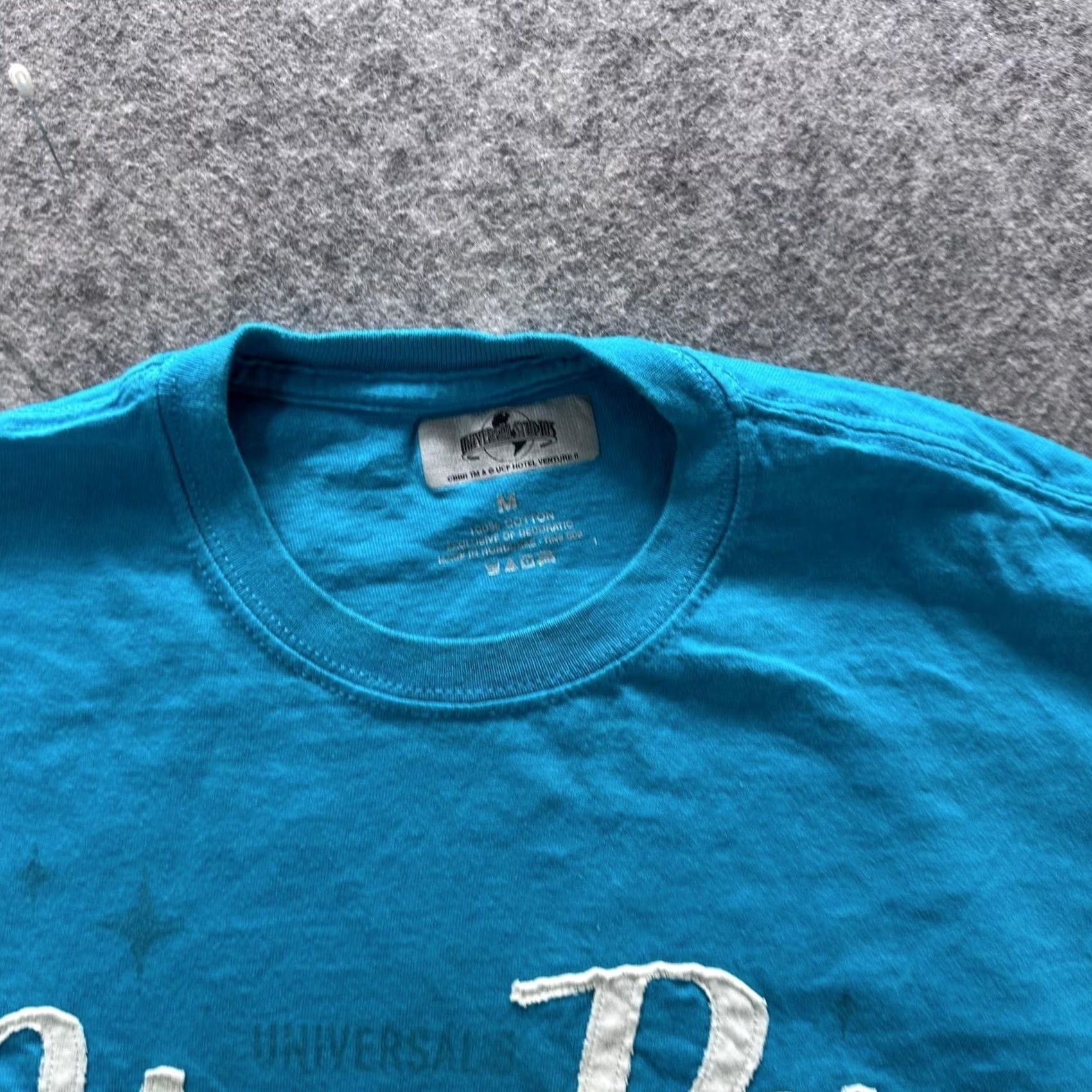 Vintage VINTAGE? No — Universal Studios Shirt Mens M Blue Cabana Bay Graphic Crewneck Cotton Jersey Size US M / EU 48-50 / 2 - 3 Thumbnail