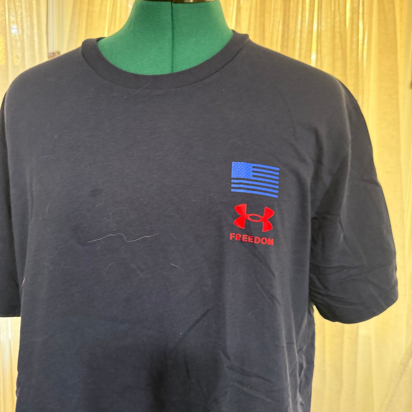 Under Armour Under Armour Graphic Short Sleeve Tee | Sz L Size US L / EU 52-54 / 3 - 4 Thumbnail
