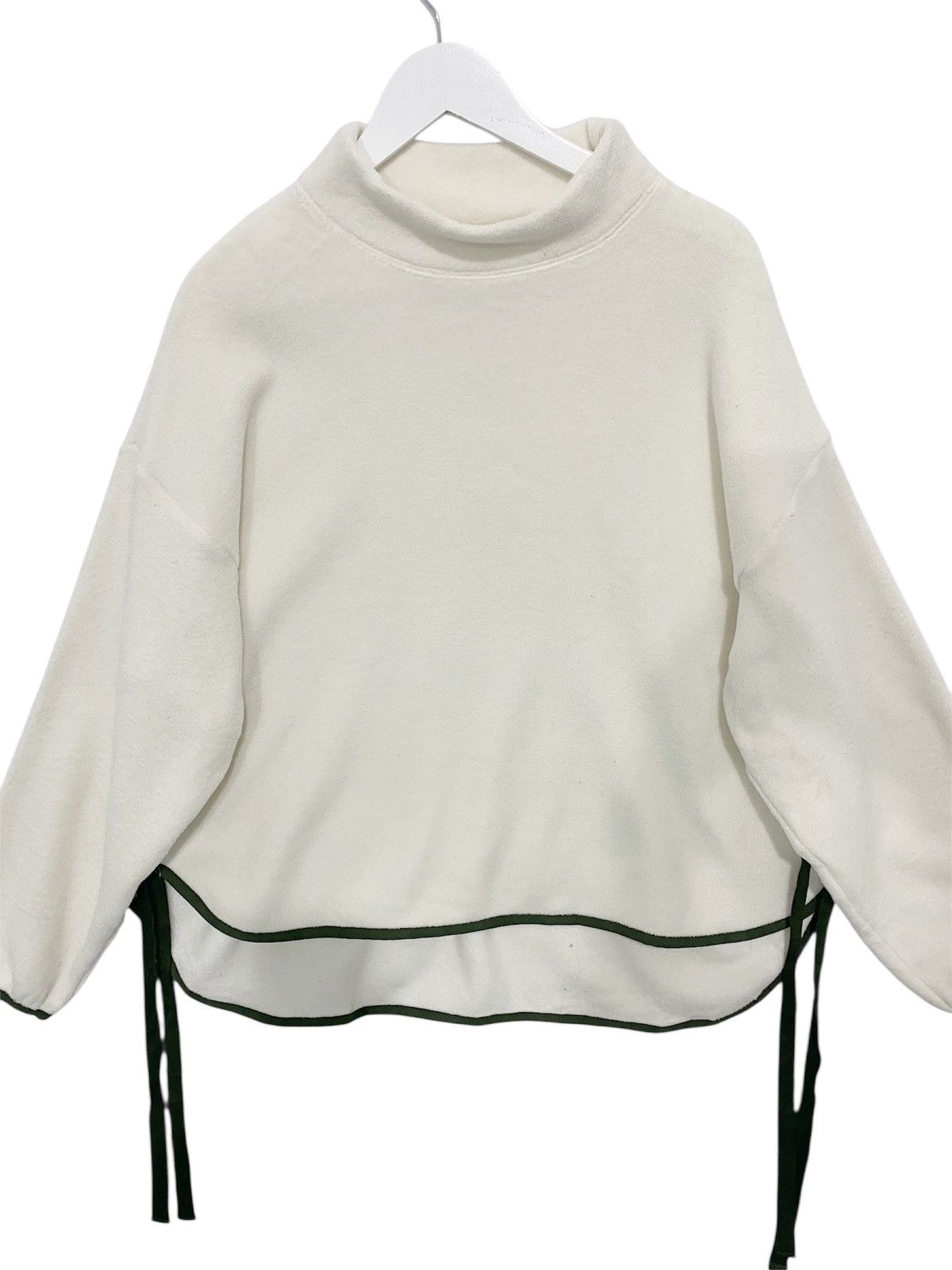 Uniqlo × White Mountaineering White Mountaineering Uniqlo Fleece Sweatshirts Size XL / US 12-14 / IT 48-50 - 2 Thumbnail