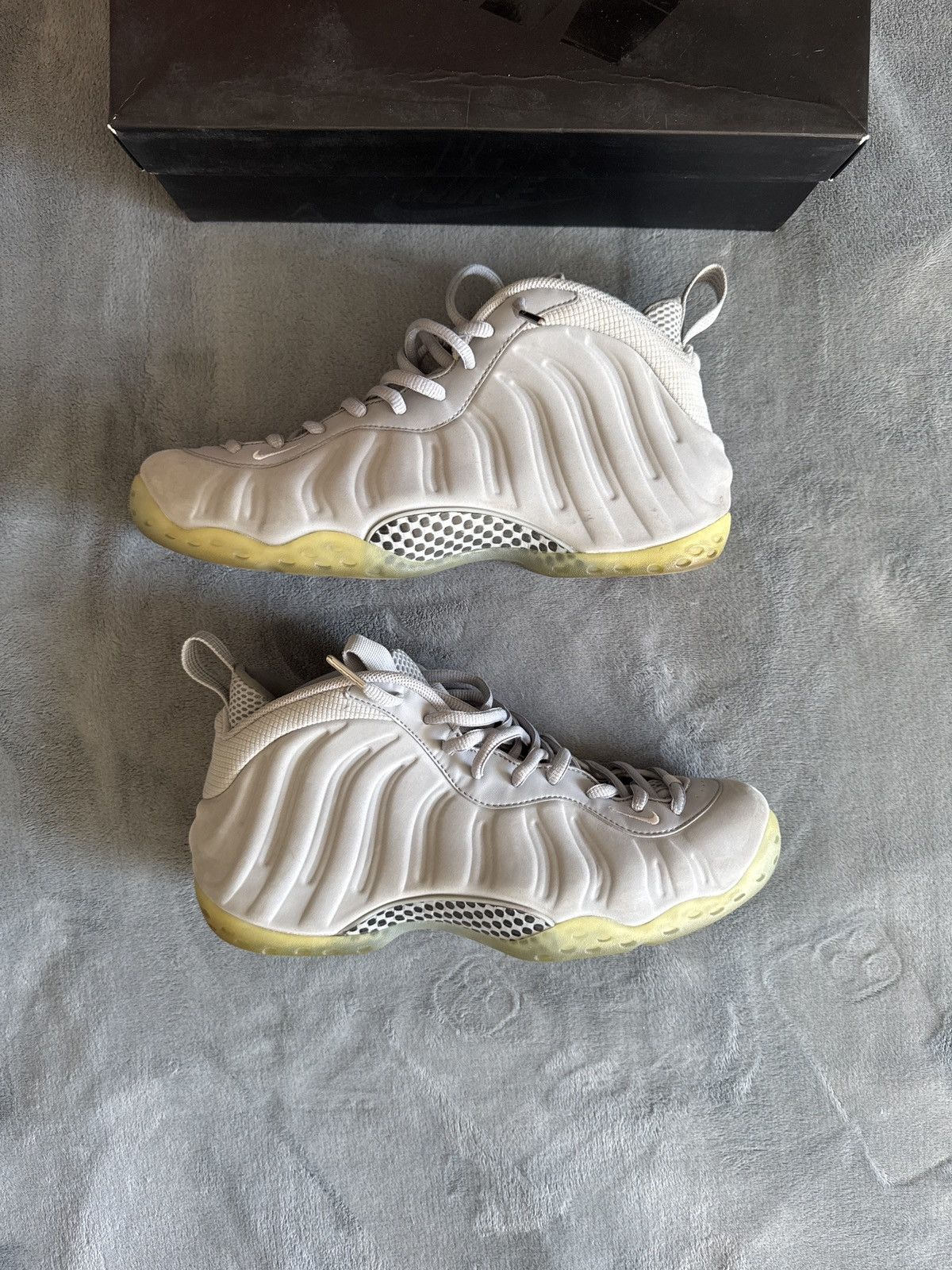 Nike Nike Air Foamposite PRM ‘Wolf Grey’ Size US 11.5 / EU 44-45 - 6 Thumbnail