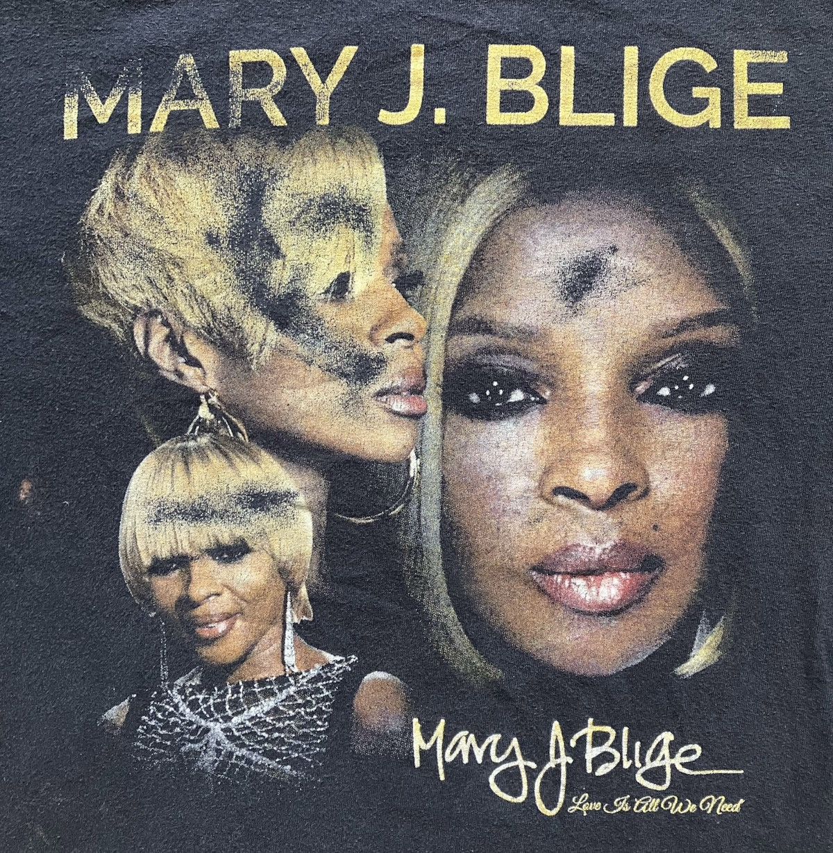 Gildan Mary J. Blige Love is all we need Tour w Nas Rap Tee 2019 Size US L / EU 52-54 / 3 - 12 Thumbnail