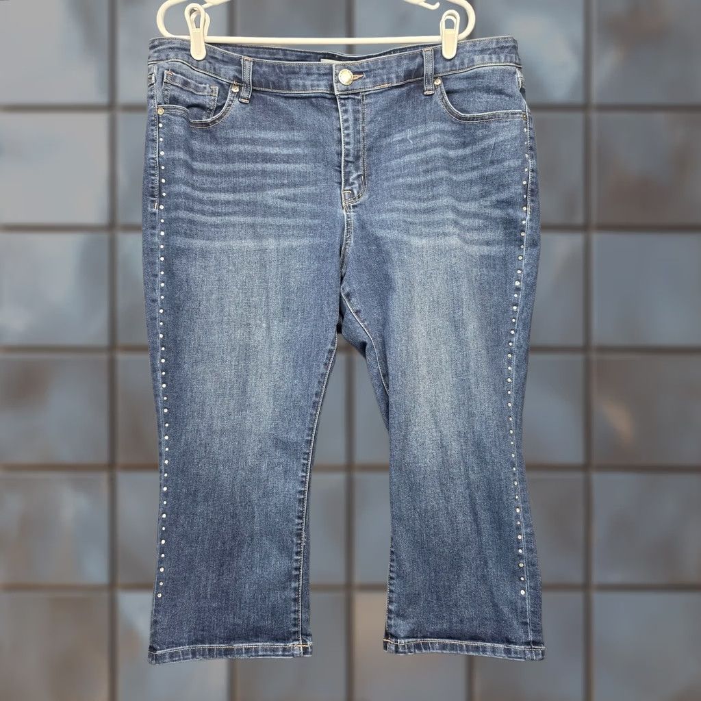 Vintage Lane Bryant Womens Jeans Cropped Capri 20in Inseam Mid Rise 20 Blue Girlfriend Short Plus Size Women Size 42" / US 20 - 1 Thumbnail
