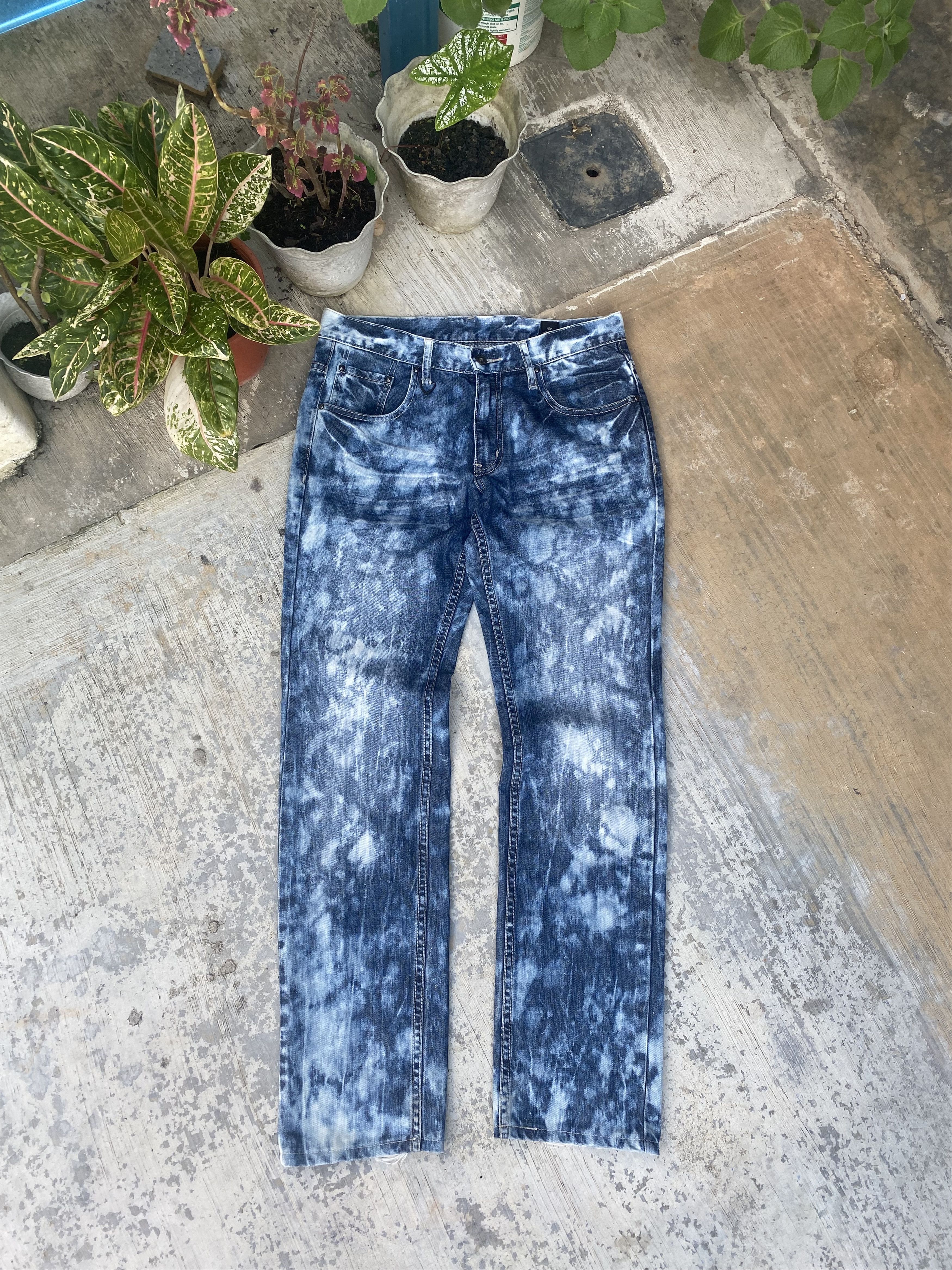 semanticdesign Semantic Design Bleached Jeans Size US 31 - 1 Thumbnail
