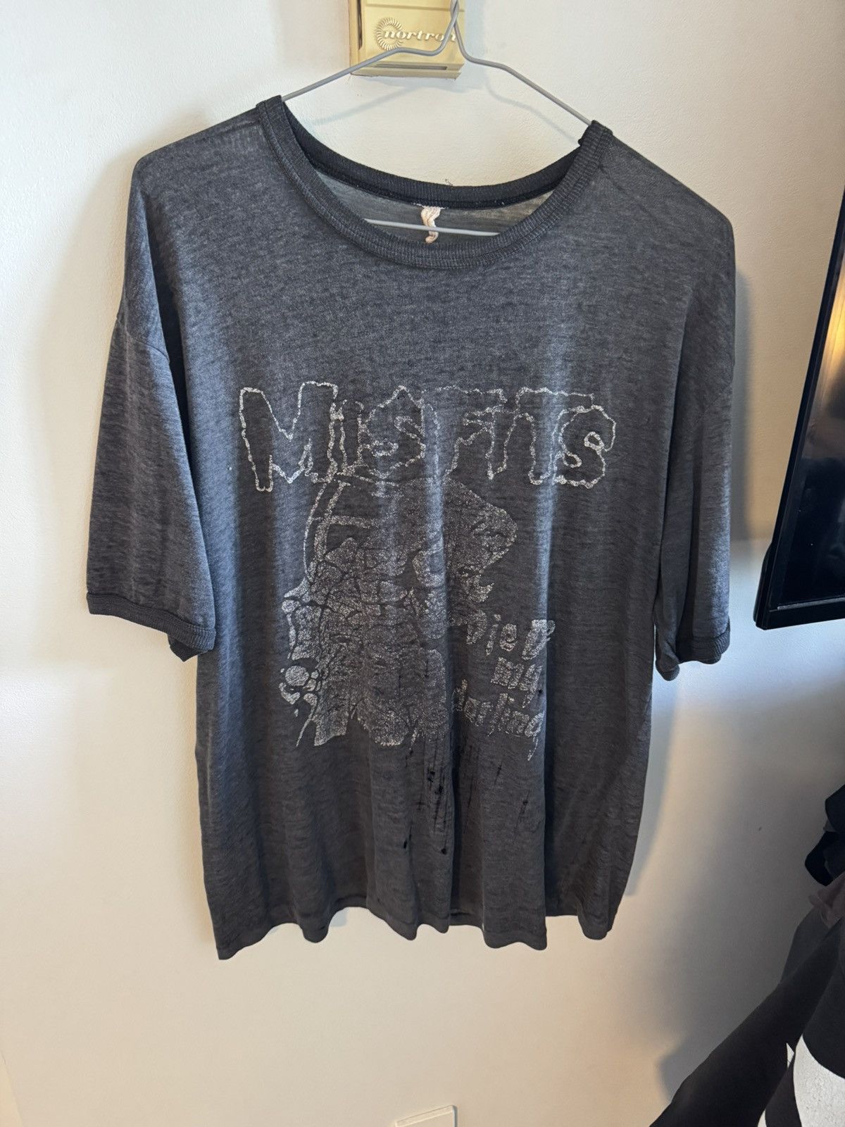 Vintage Misfits 1980 Thrashed Tour Shirt Size US L / EU 52-54 / 3 - 1 Thumbnail