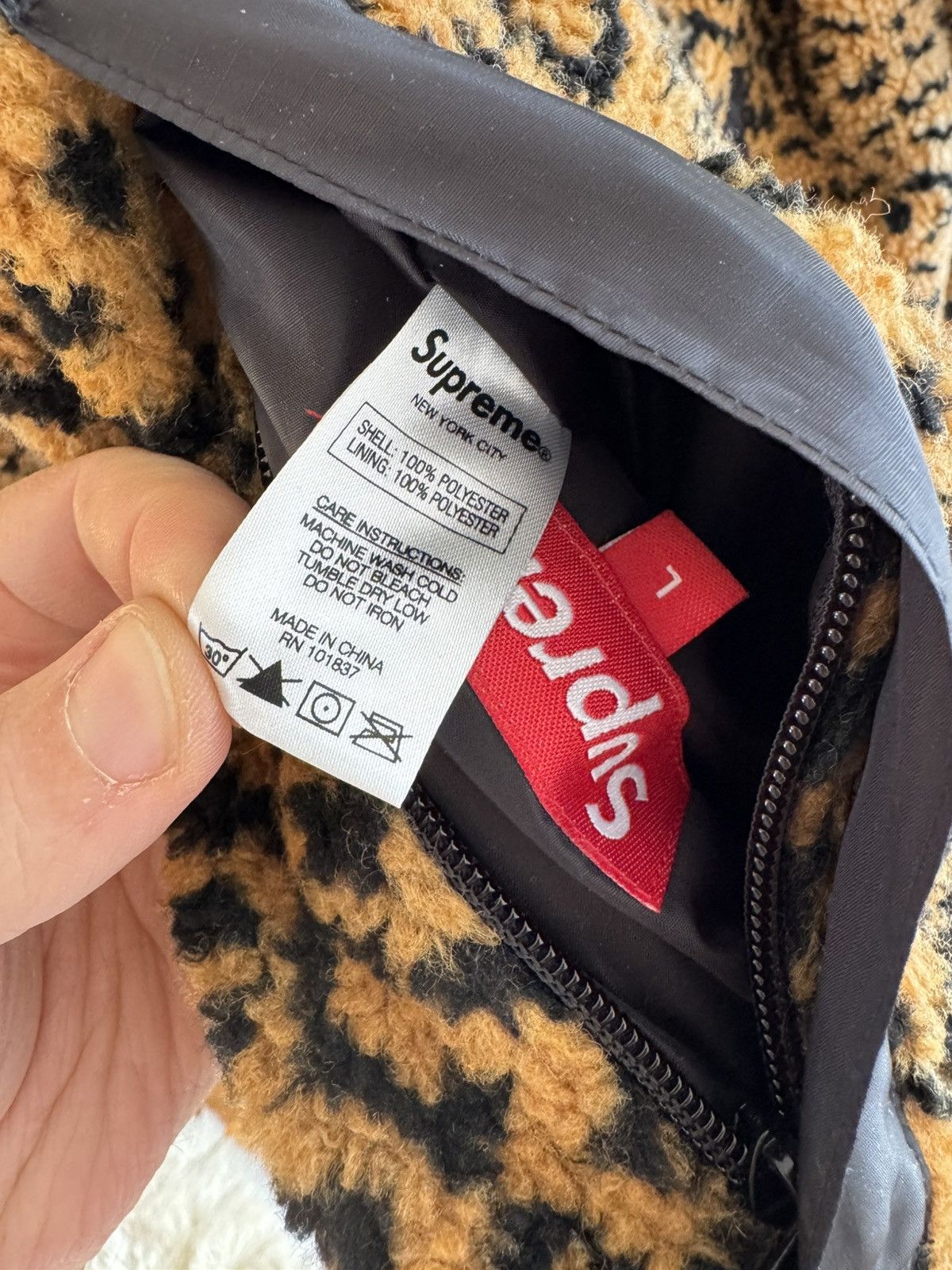 Supreme Supreme Reversible Leopard Fleece Jacket Size L FW17 Yellow Size US L / EU 52-54 / 3 - 8 Thumbnail